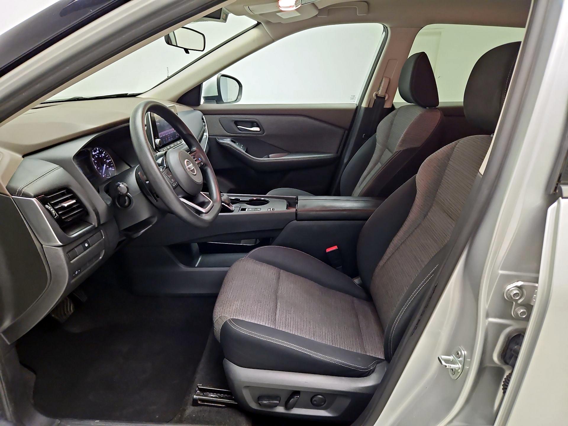 Thumbnail: 2021 Nissan Rogue - 11