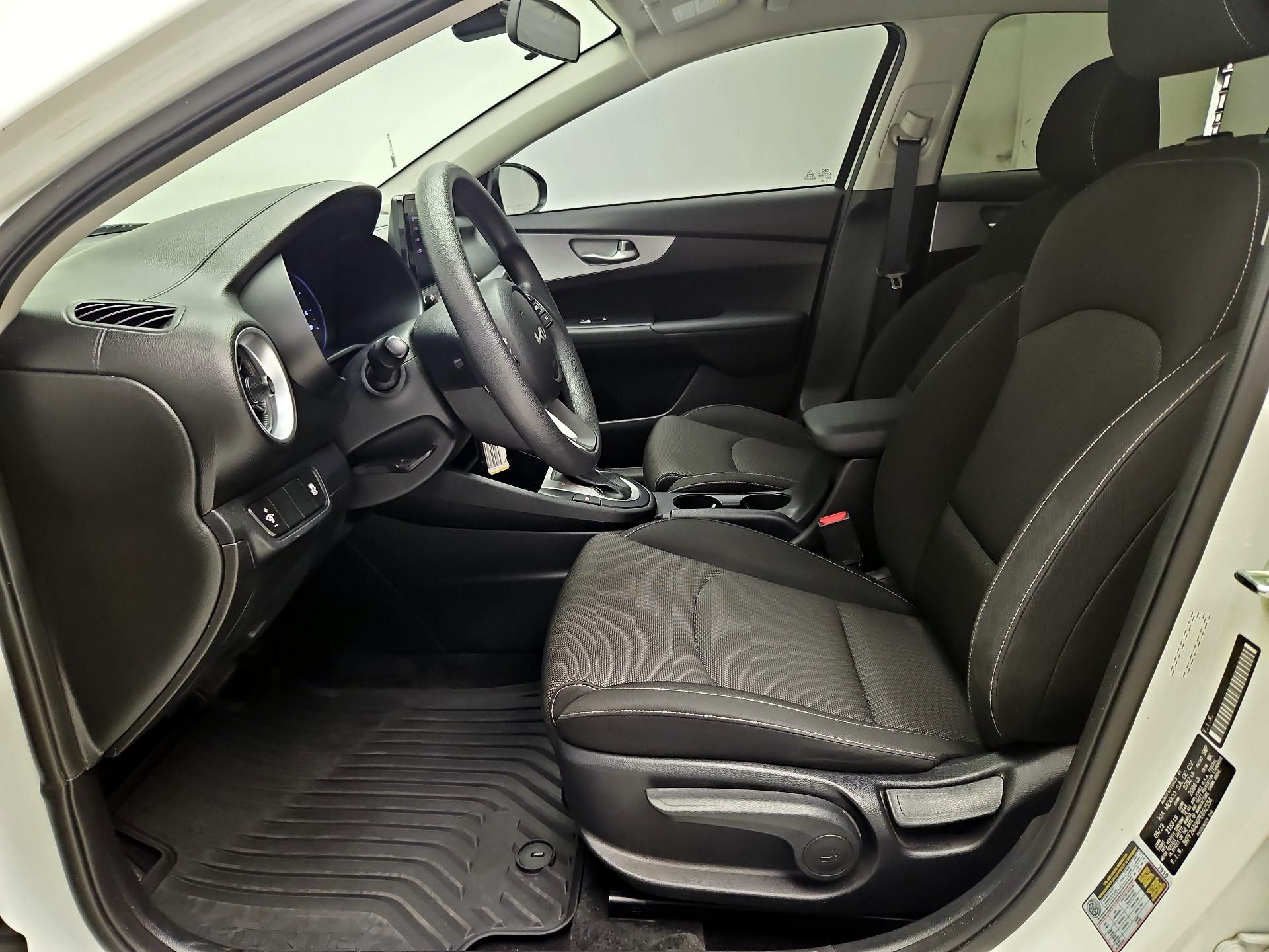 Thumbnail: 2023 Kia Forte - 11