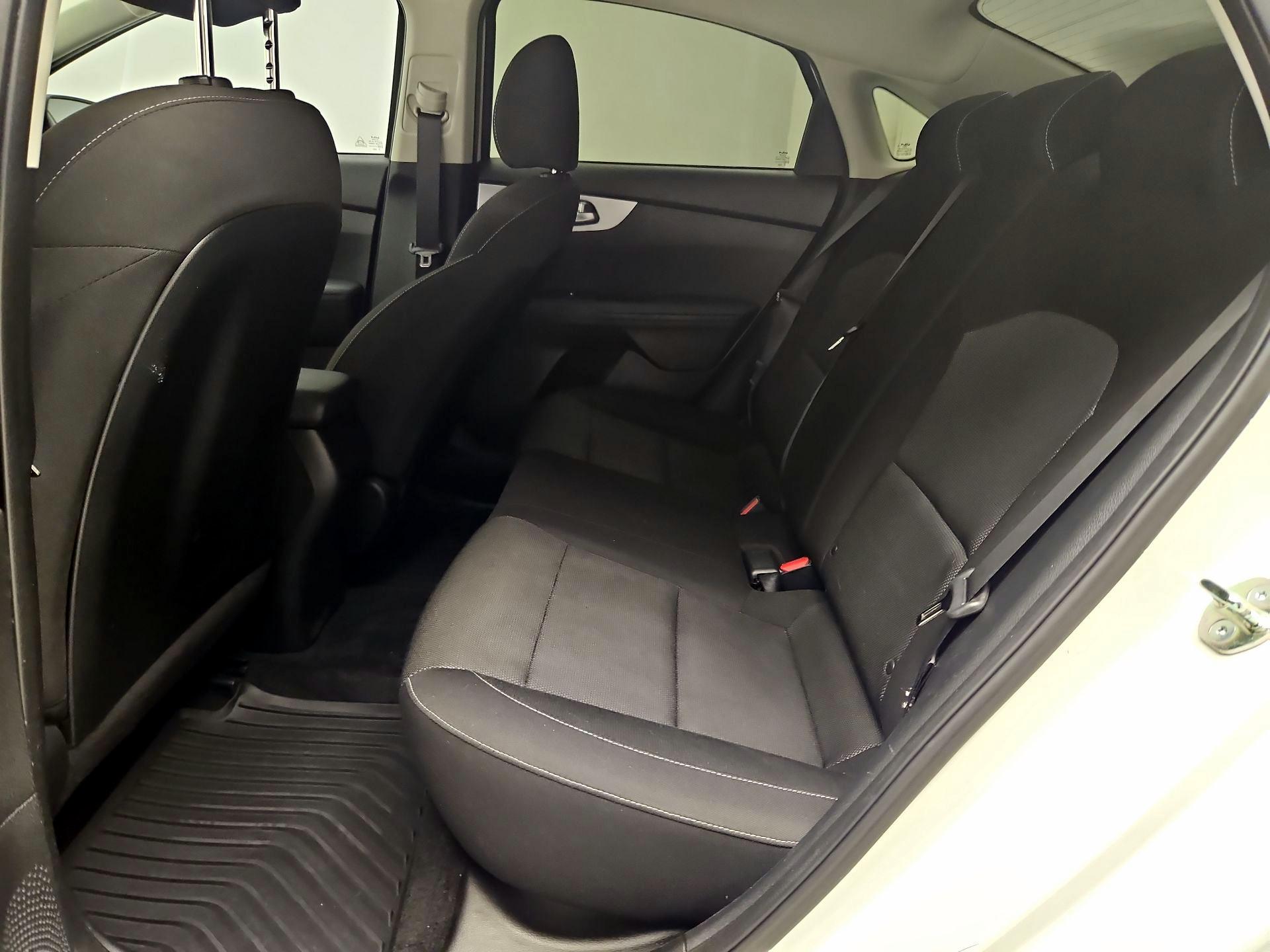 Thumbnail: 2023 Kia Forte - 17