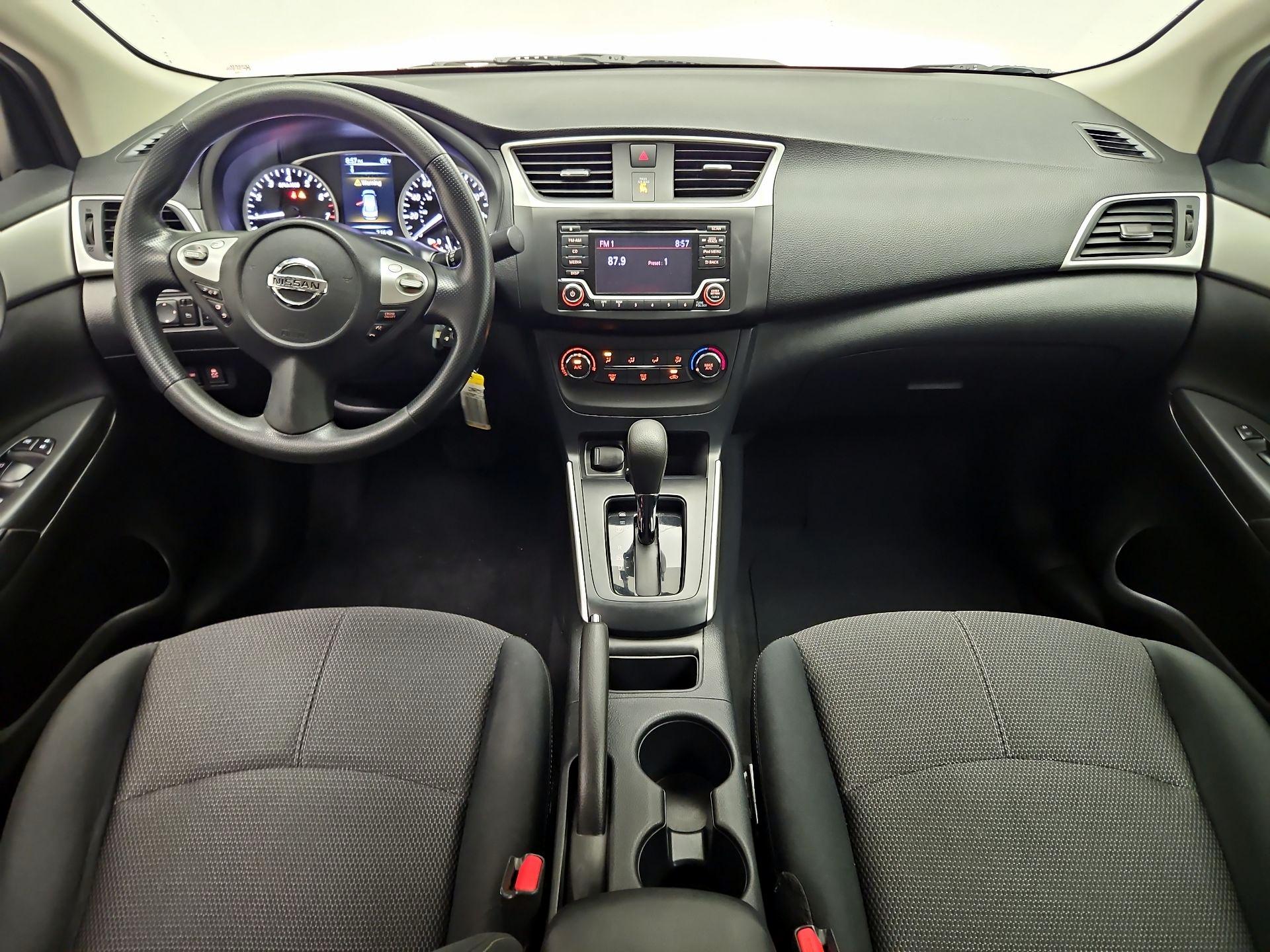 Thumbnail: 2018 Nissan Sentra - 9