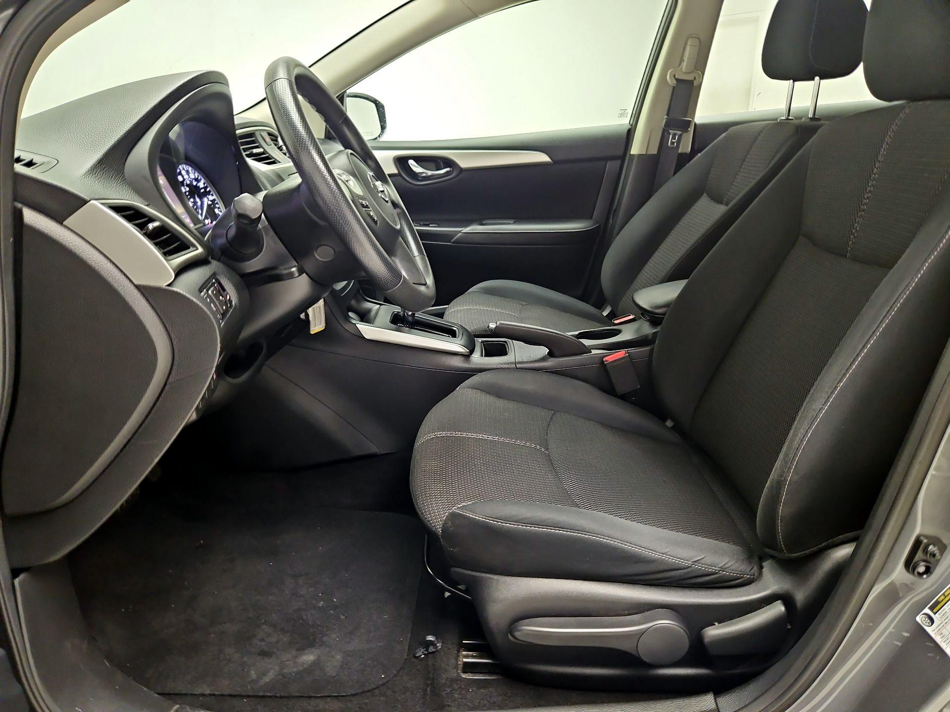 Thumbnail: 2018 Nissan Sentra - 11