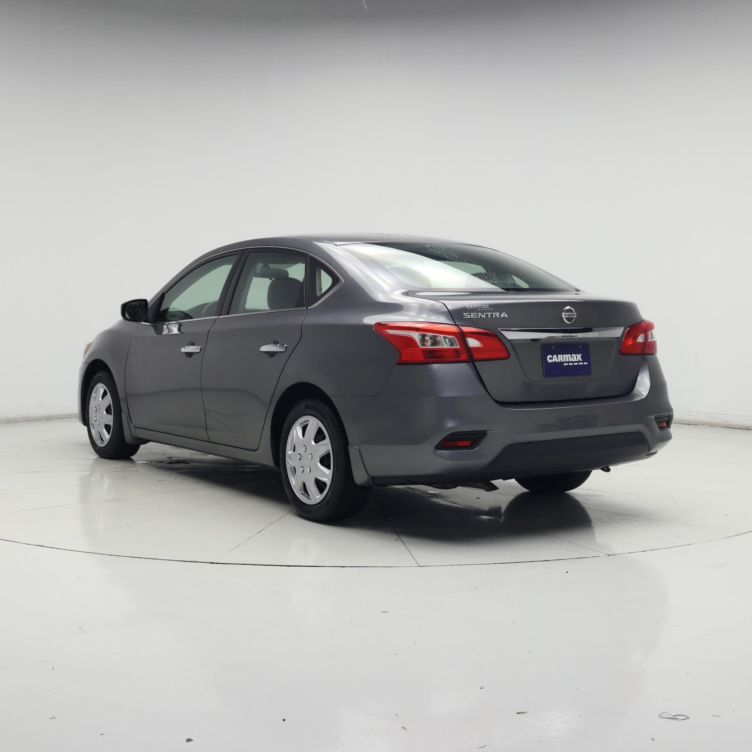 Thumbnail: 2018 Nissan Sentra - 2