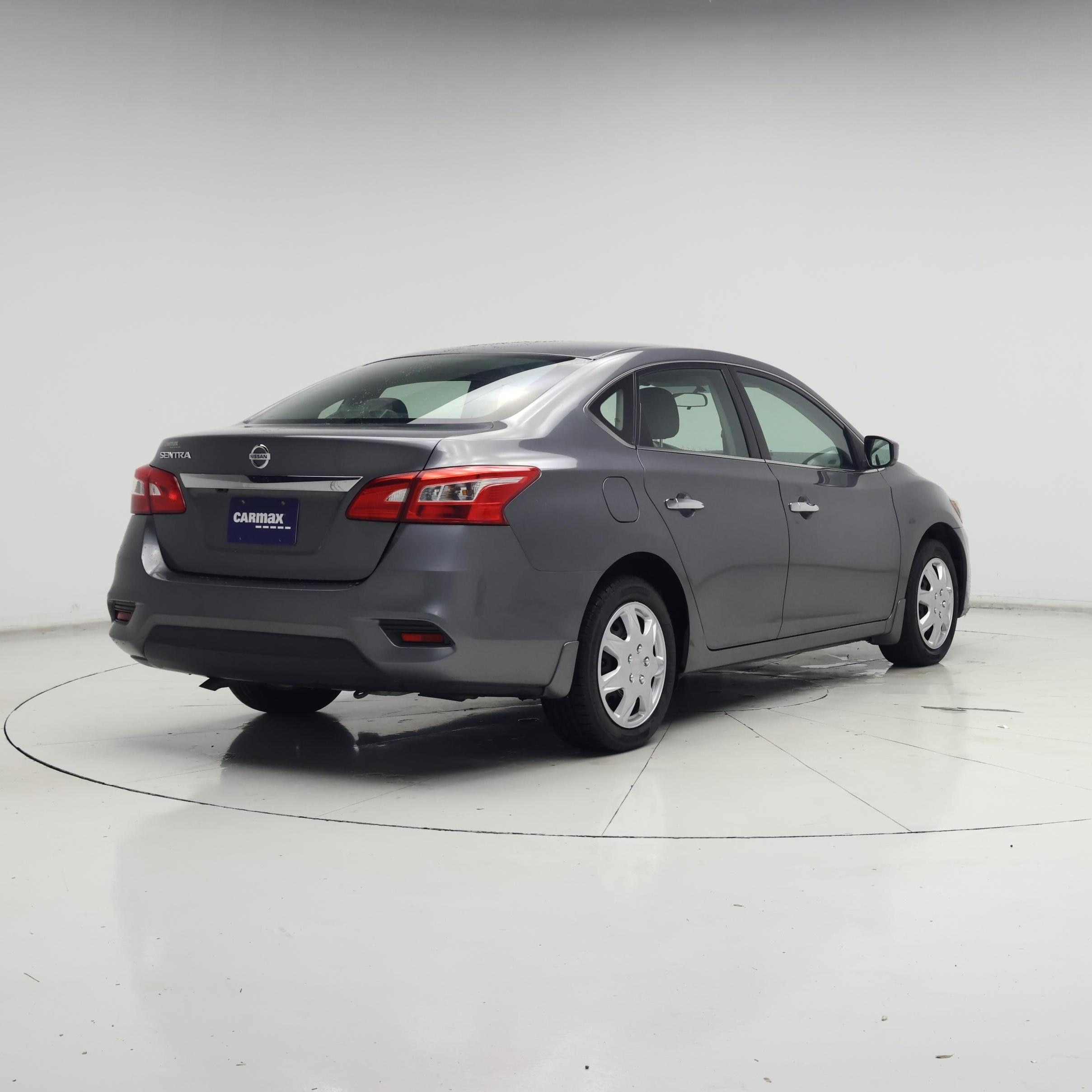 Thumbnail: 2018 Nissan Sentra - 8