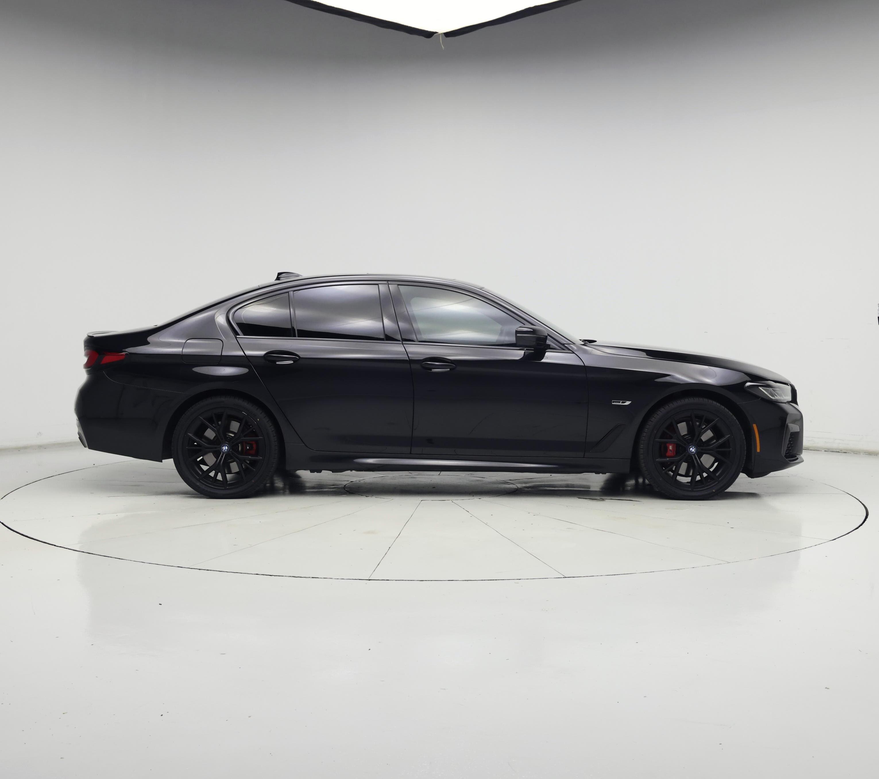 Thumbnail: 2023 BMW 5 Series - 7