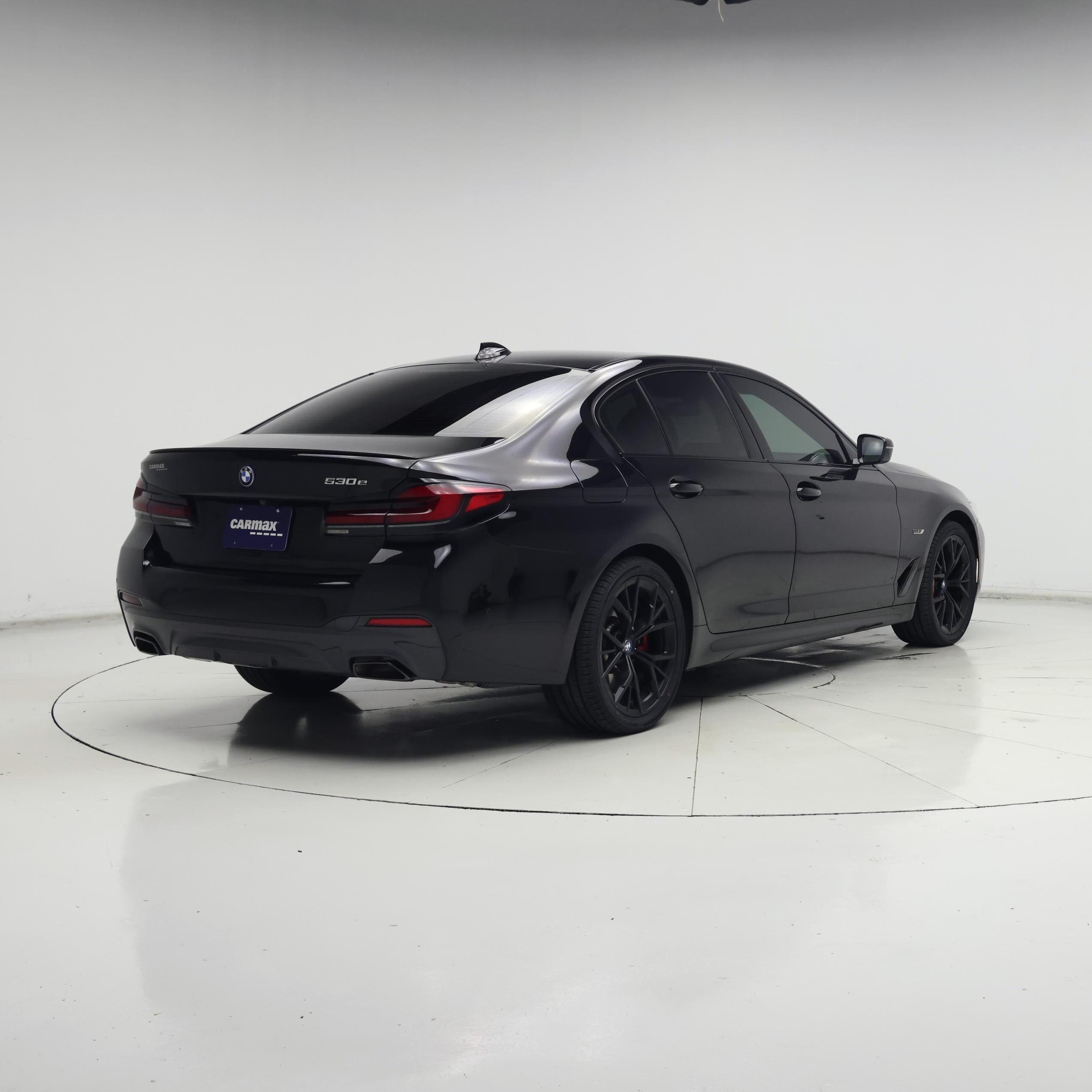 Thumbnail: 2023 BMW 5 Series - 8