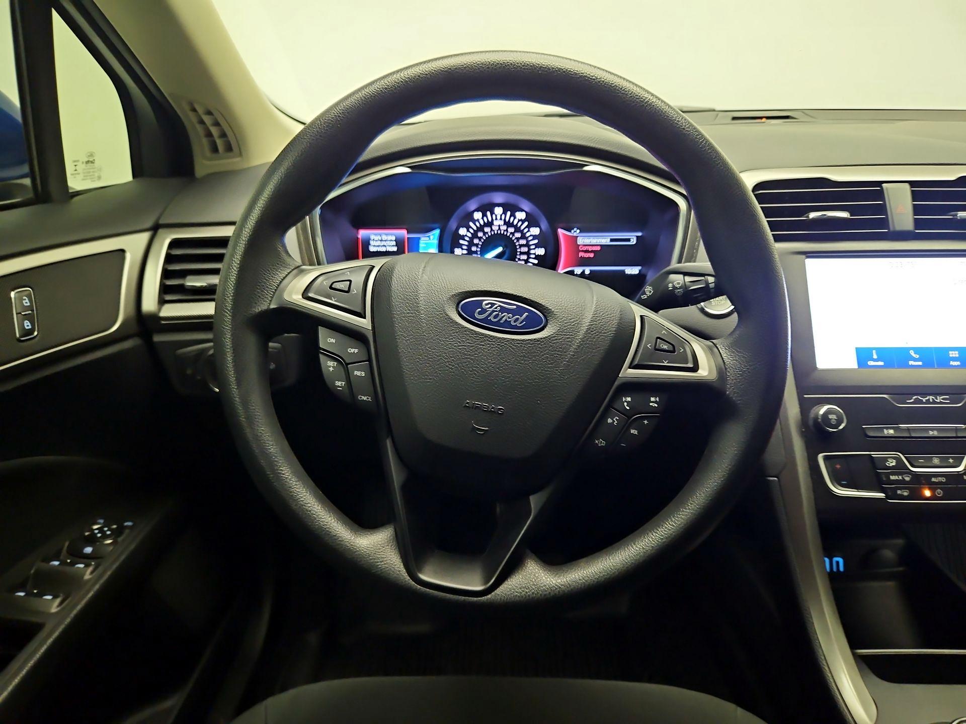 Thumbnail: 2020 Ford Fusion - 10