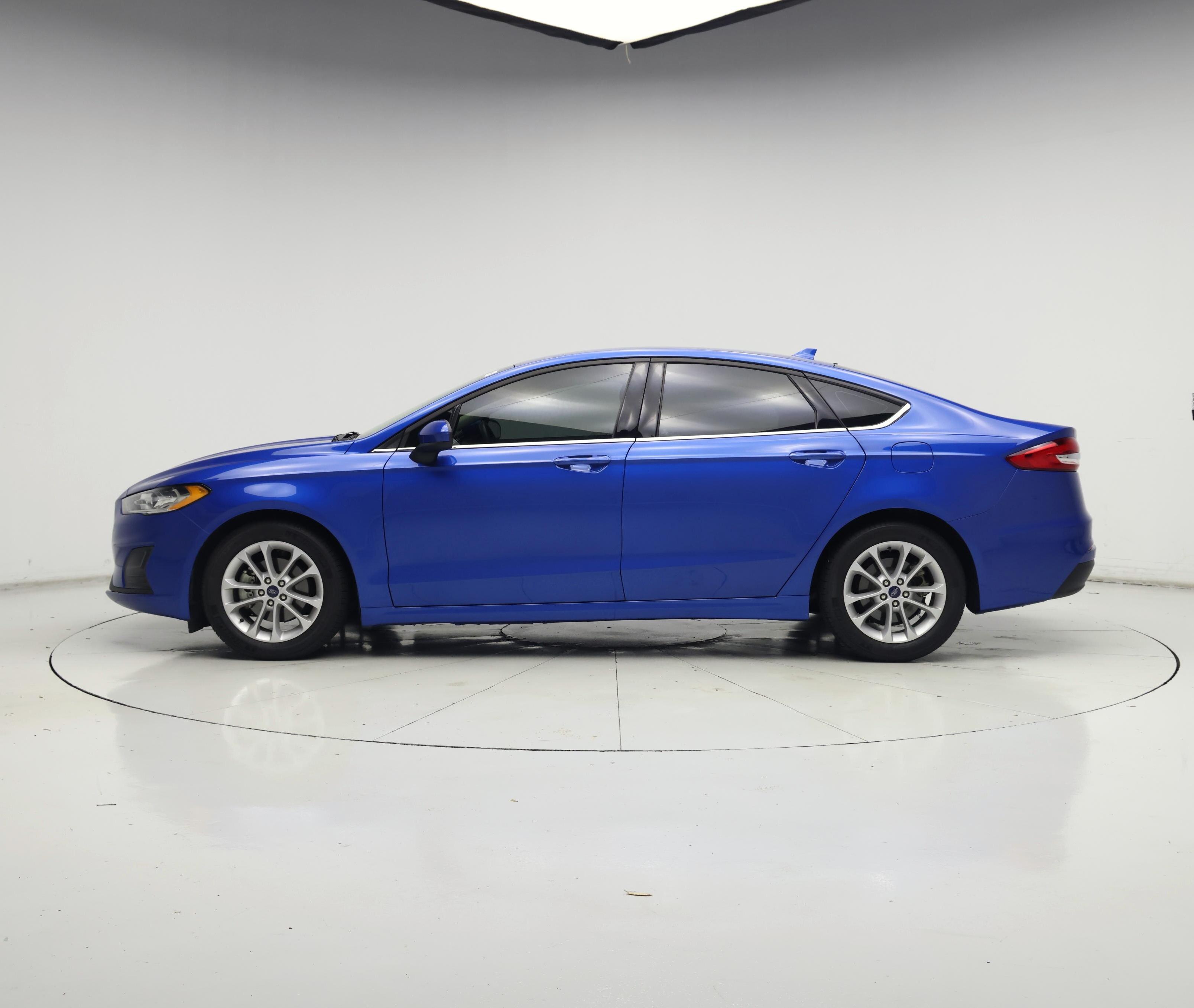 Thumbnail: 2020 Ford Fusion - 3