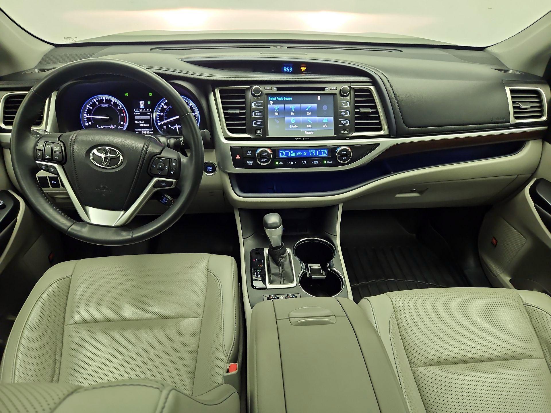 Thumbnail: 2014 Toyota Highlander - 9