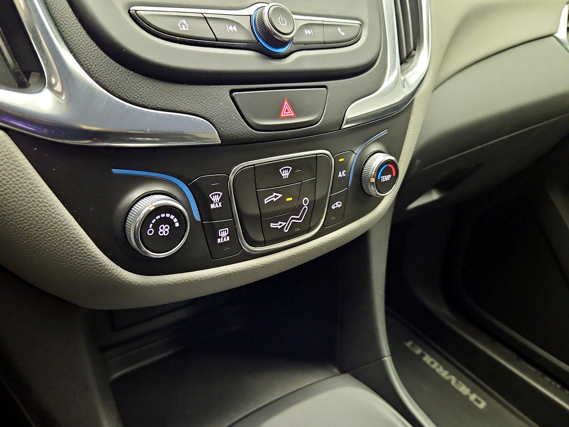 Thumbnail: 2021 Chevrolet Equinox - 16