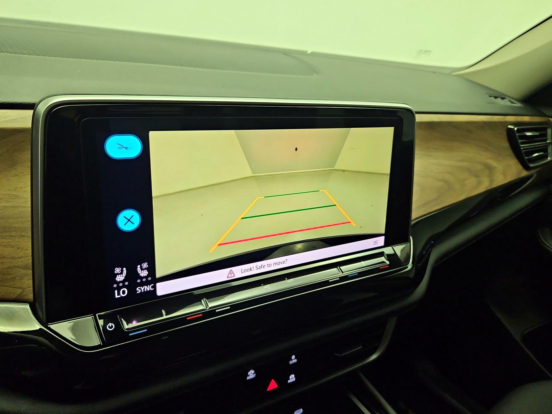 Thumbnail: 2024 Volkswagen Atlas - 14