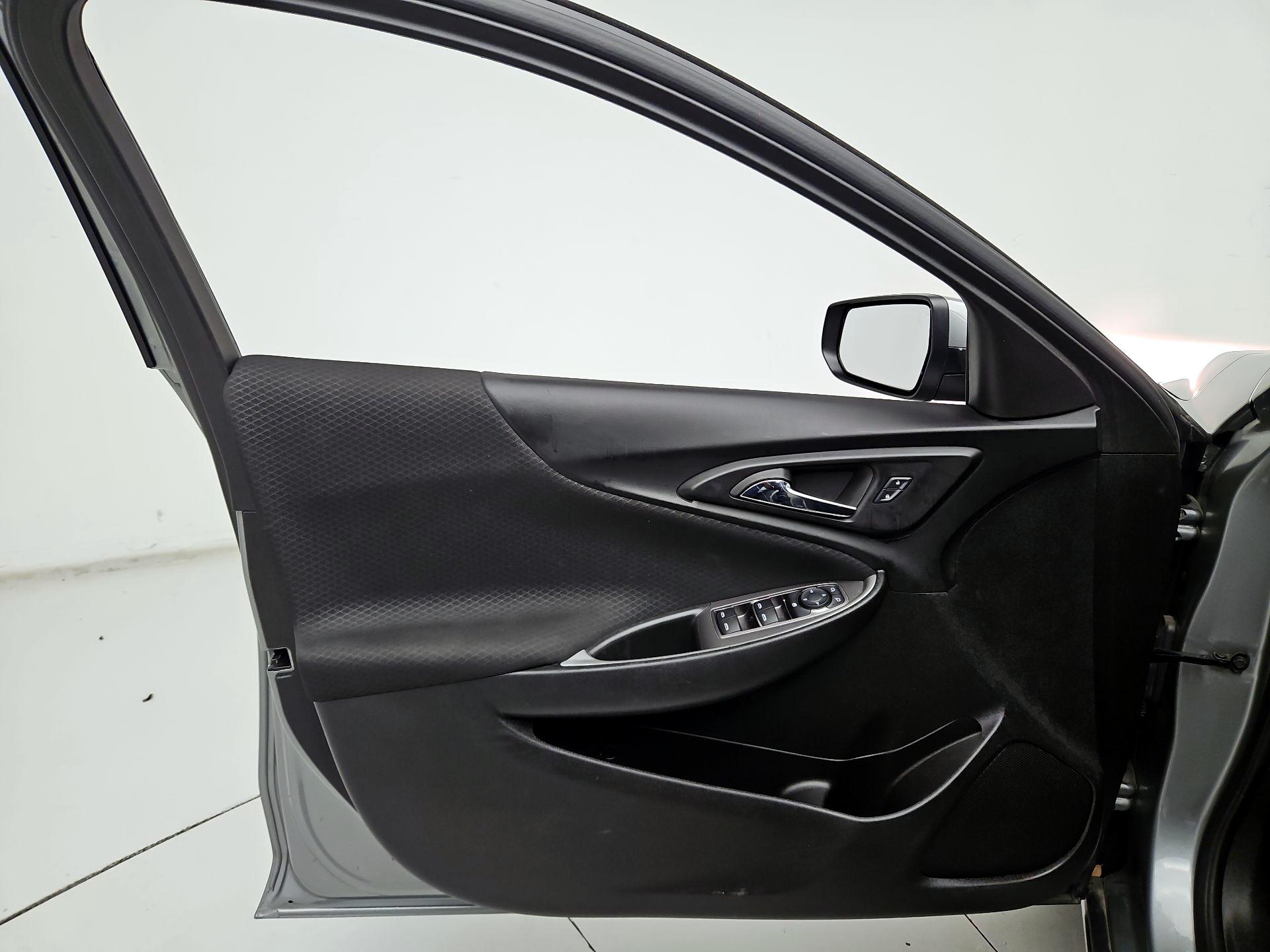 Thumbnail: 2025 Chevrolet Malibu - 12