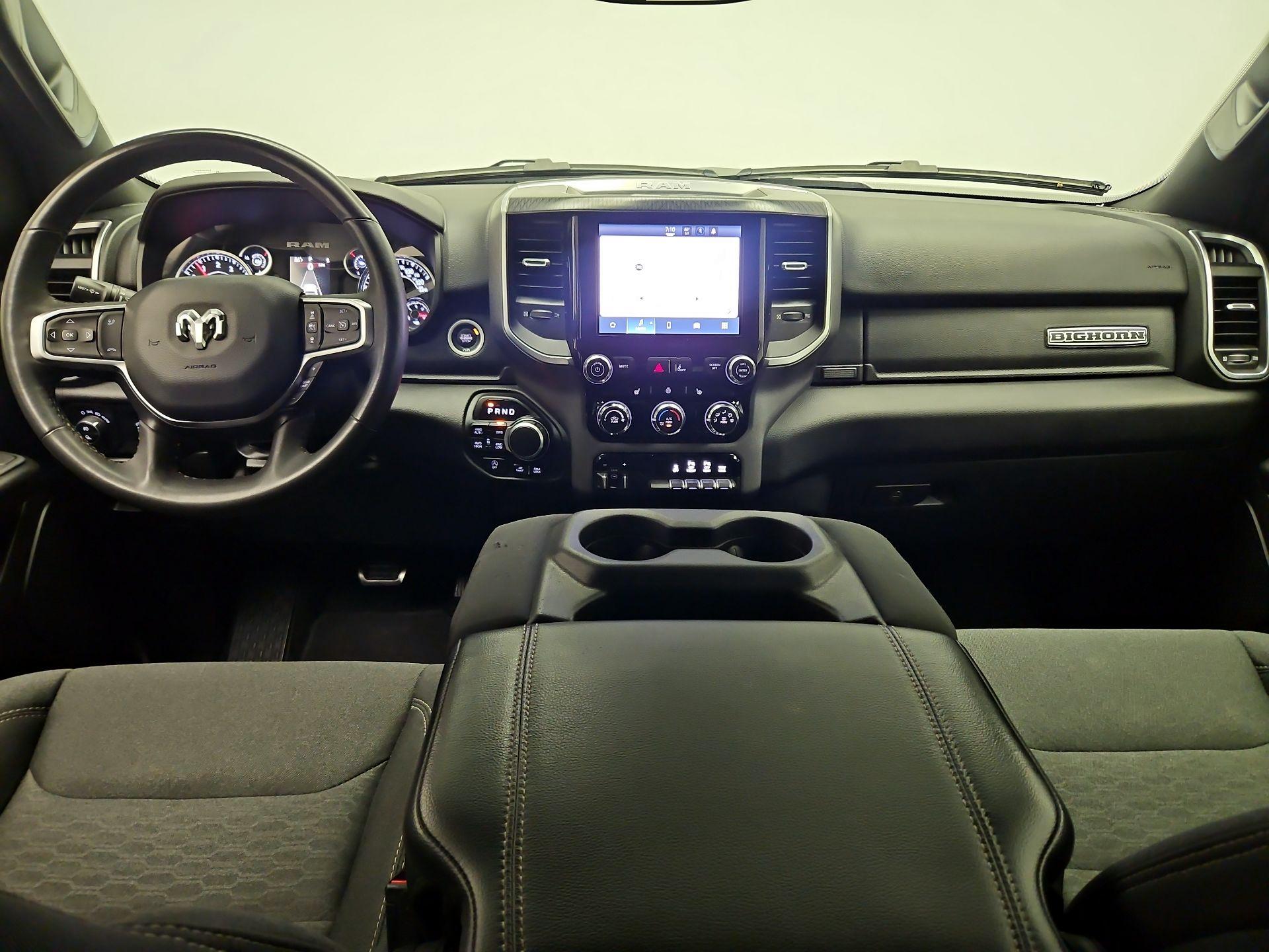 Thumbnail: 2025 RAM 1500 - 9