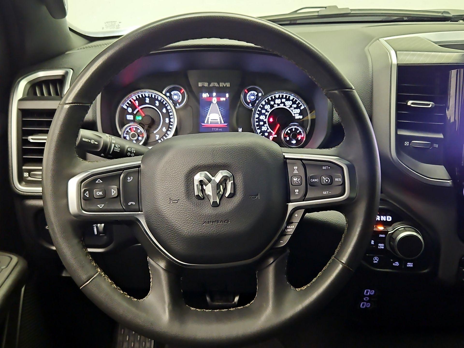 Thumbnail: 2025 RAM 1500 - 10