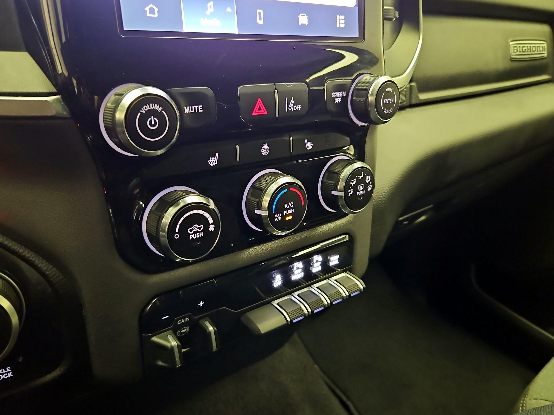 Thumbnail: 2025 RAM 1500 - 16