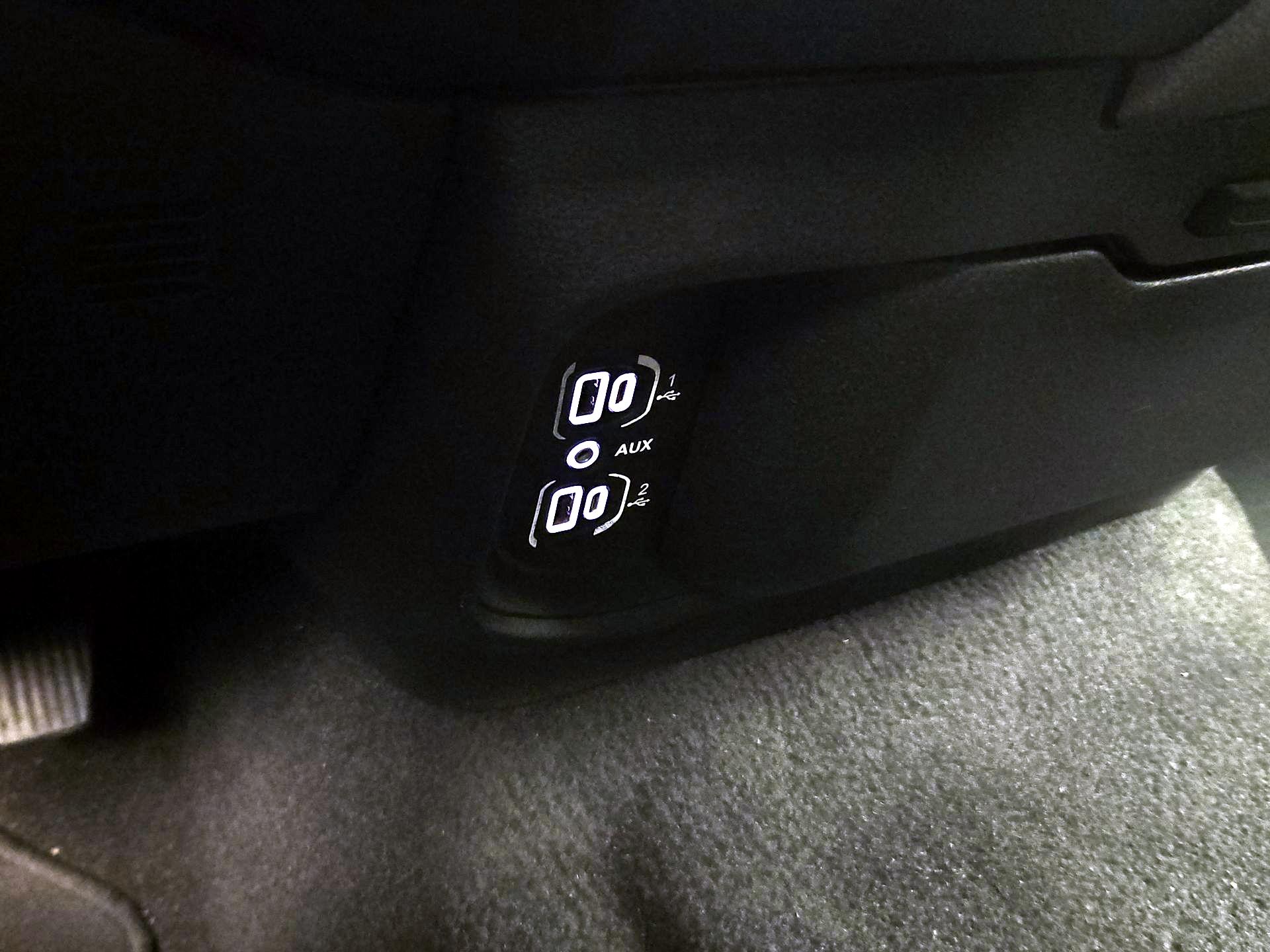 Thumbnail: 2025 RAM 1500 - 18