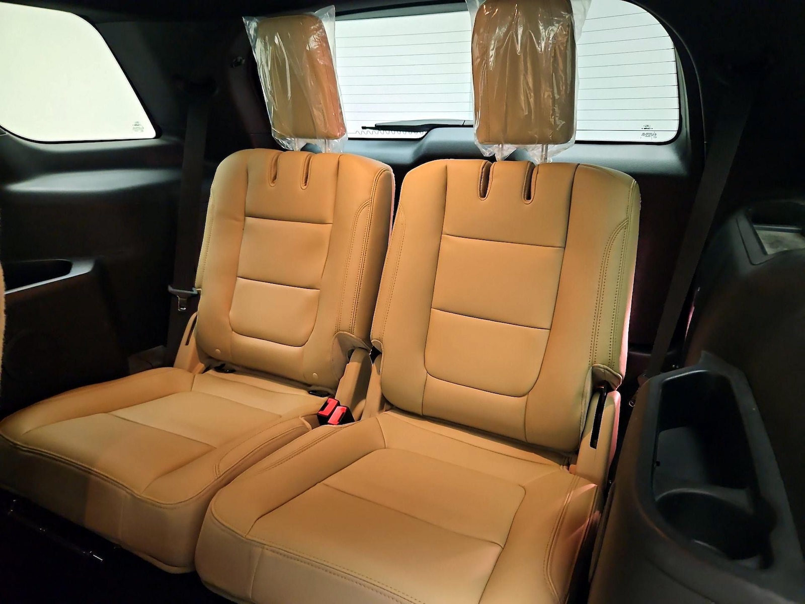 2016 Ford Explorer XLT - Photo 21