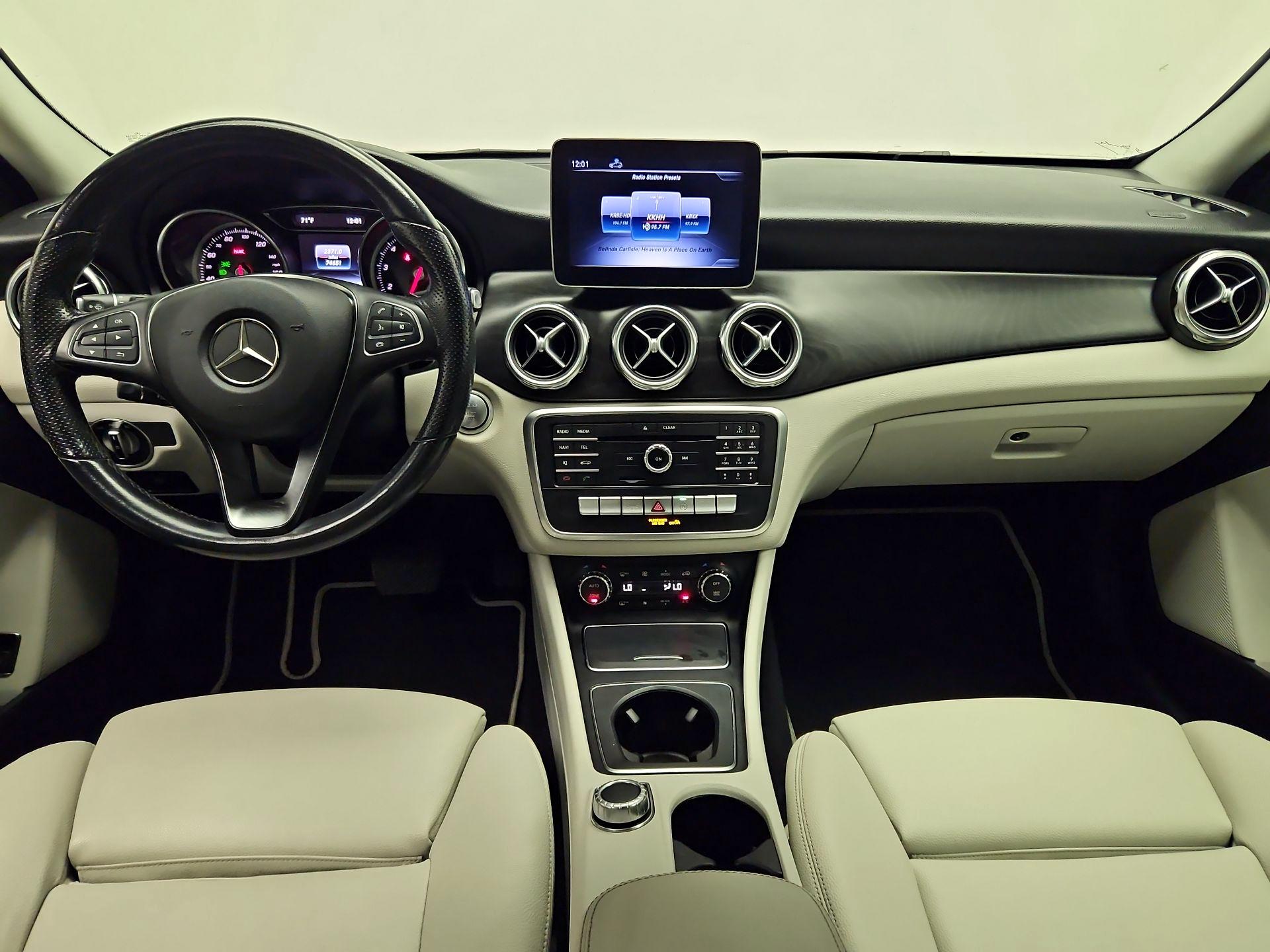 Thumbnail: 2019 Mercedes-Benz GLA - 9
