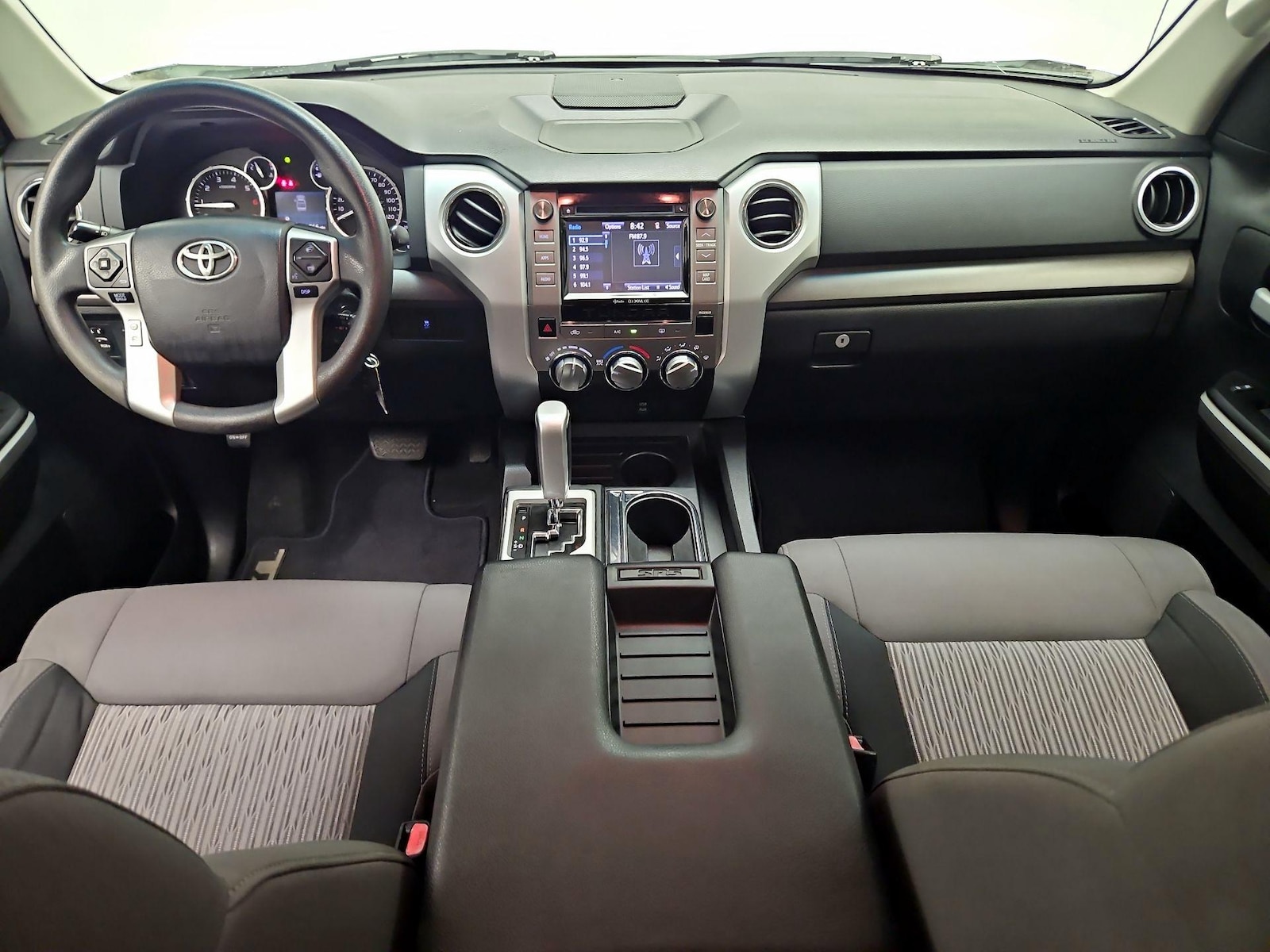 2014 Toyota Tundra SR5 - Photo 10