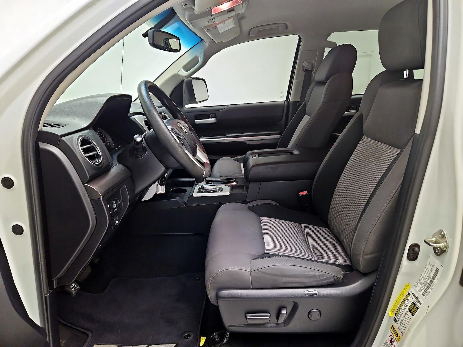 2014 Toyota Tundra SR5 - Photo 12
