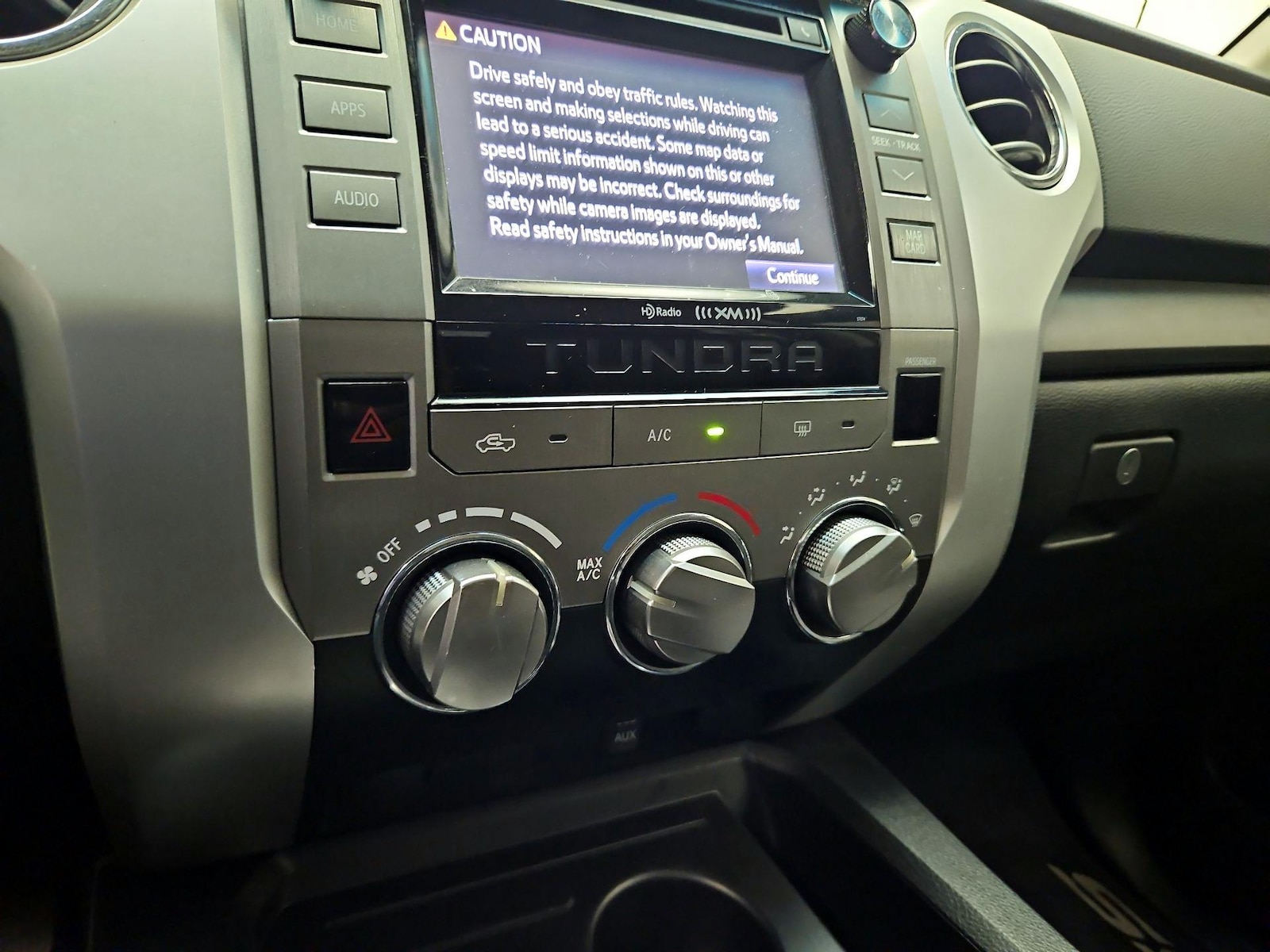 2014 Toyota Tundra SR5 - Photo 16