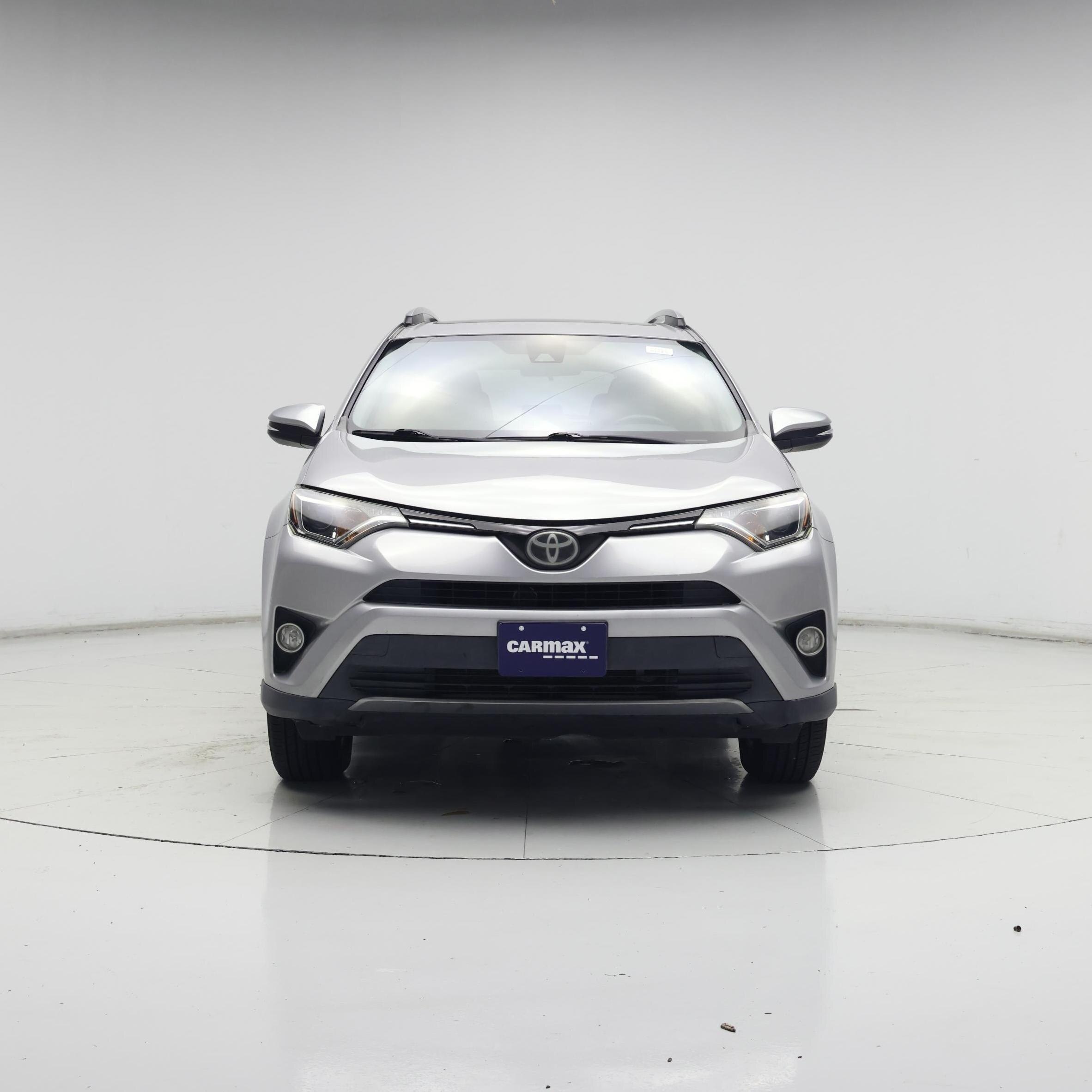 Thumbnail: 2017 Toyota RAV4 - 5