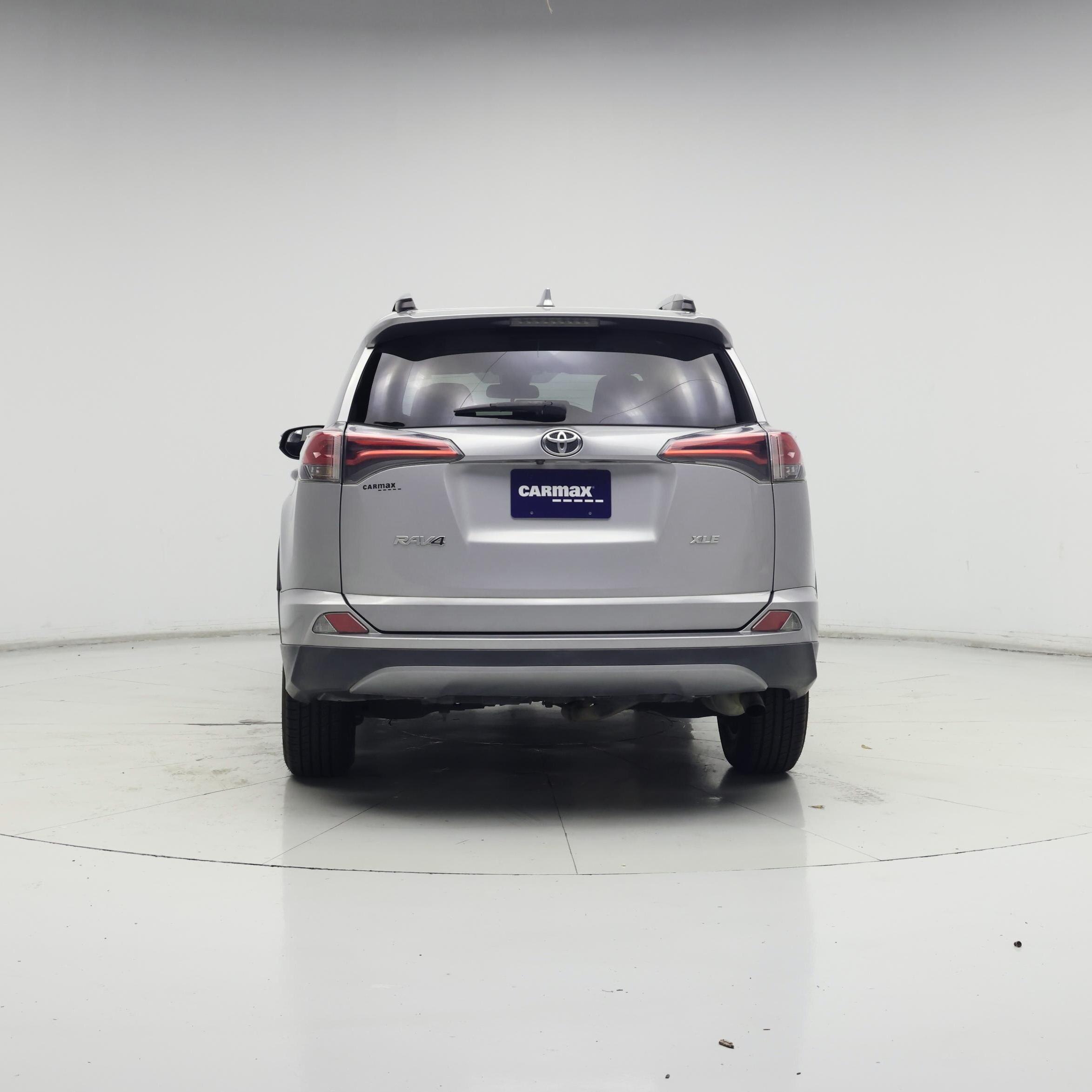 Thumbnail: 2017 Toyota RAV4 - 6
