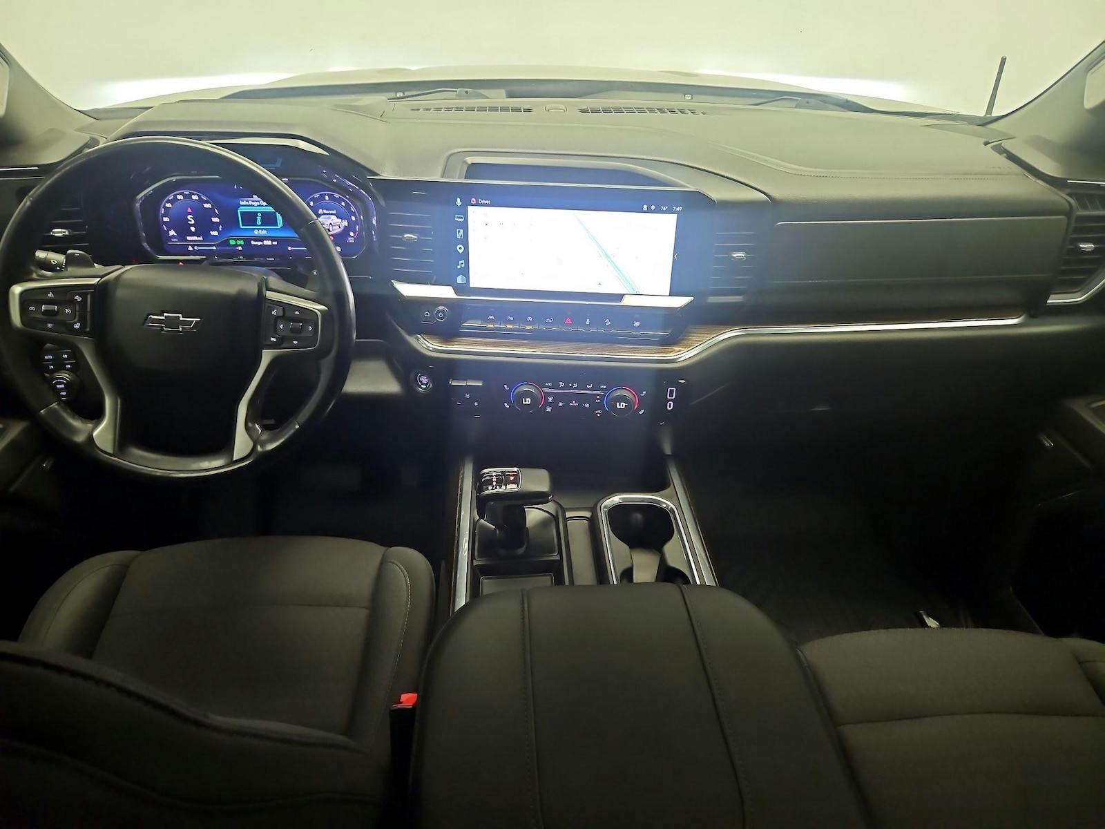 2023 Chevrolet Silverado 1500 RST - Photo 10