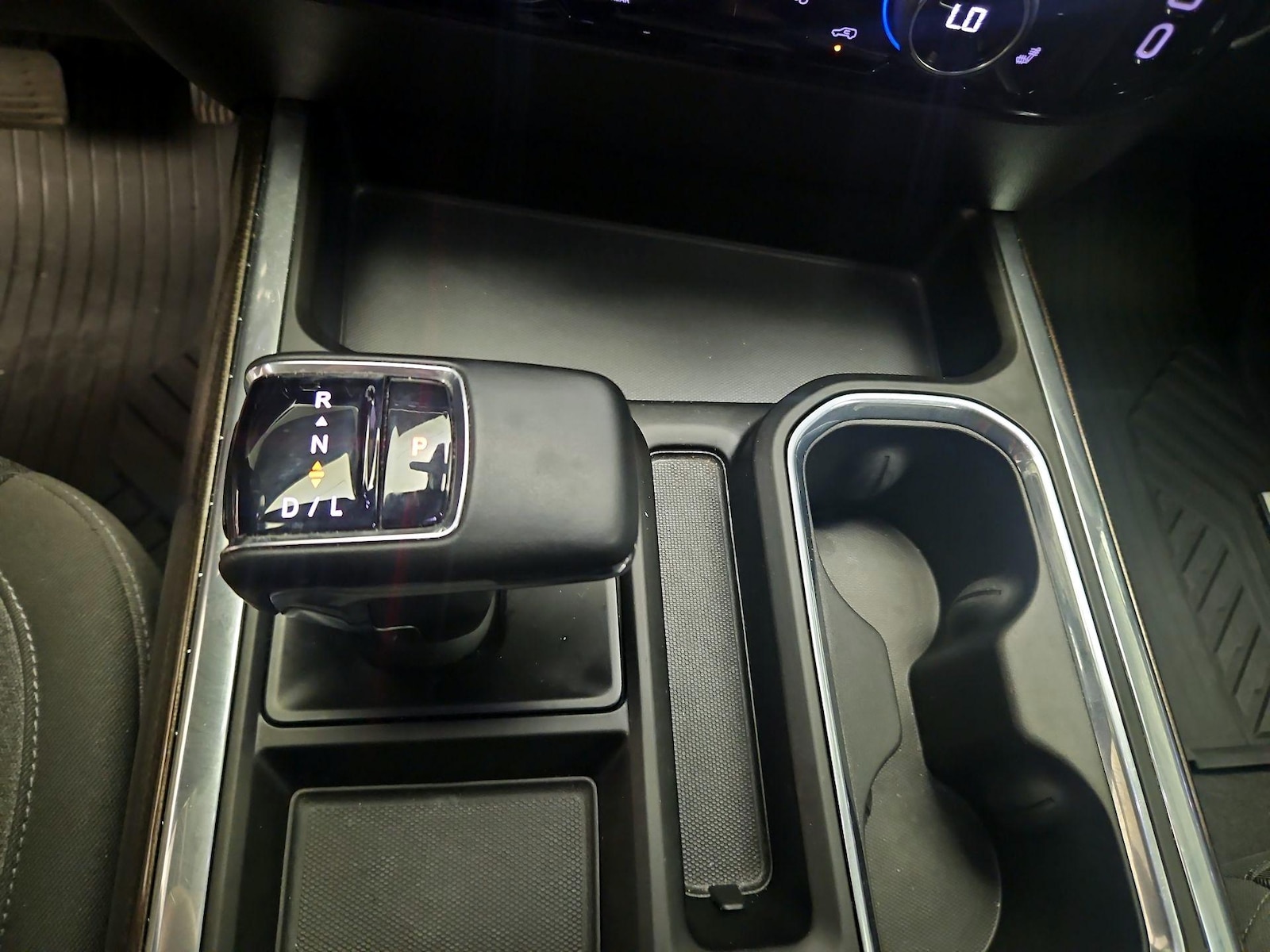 2023 Chevrolet Silverado 1500 RST - Photo 19