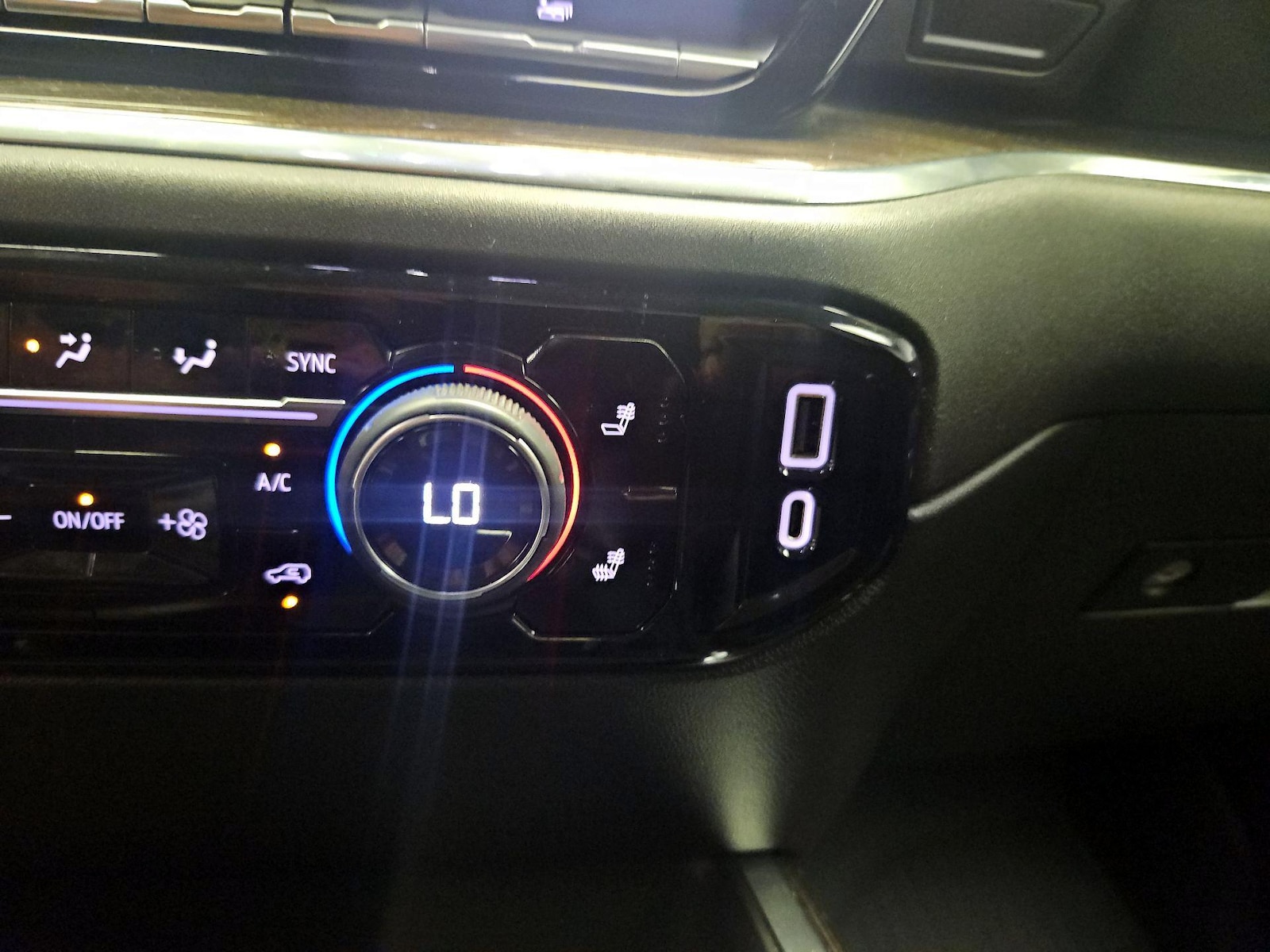 2023 Chevrolet Silverado 1500 RST - Photo 20