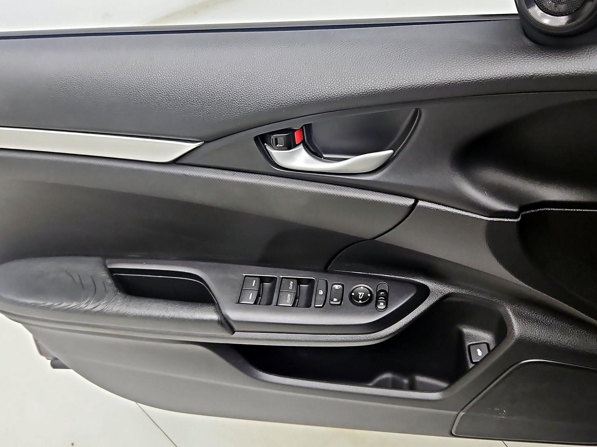 Thumbnail: 2019 Honda Civic - 12