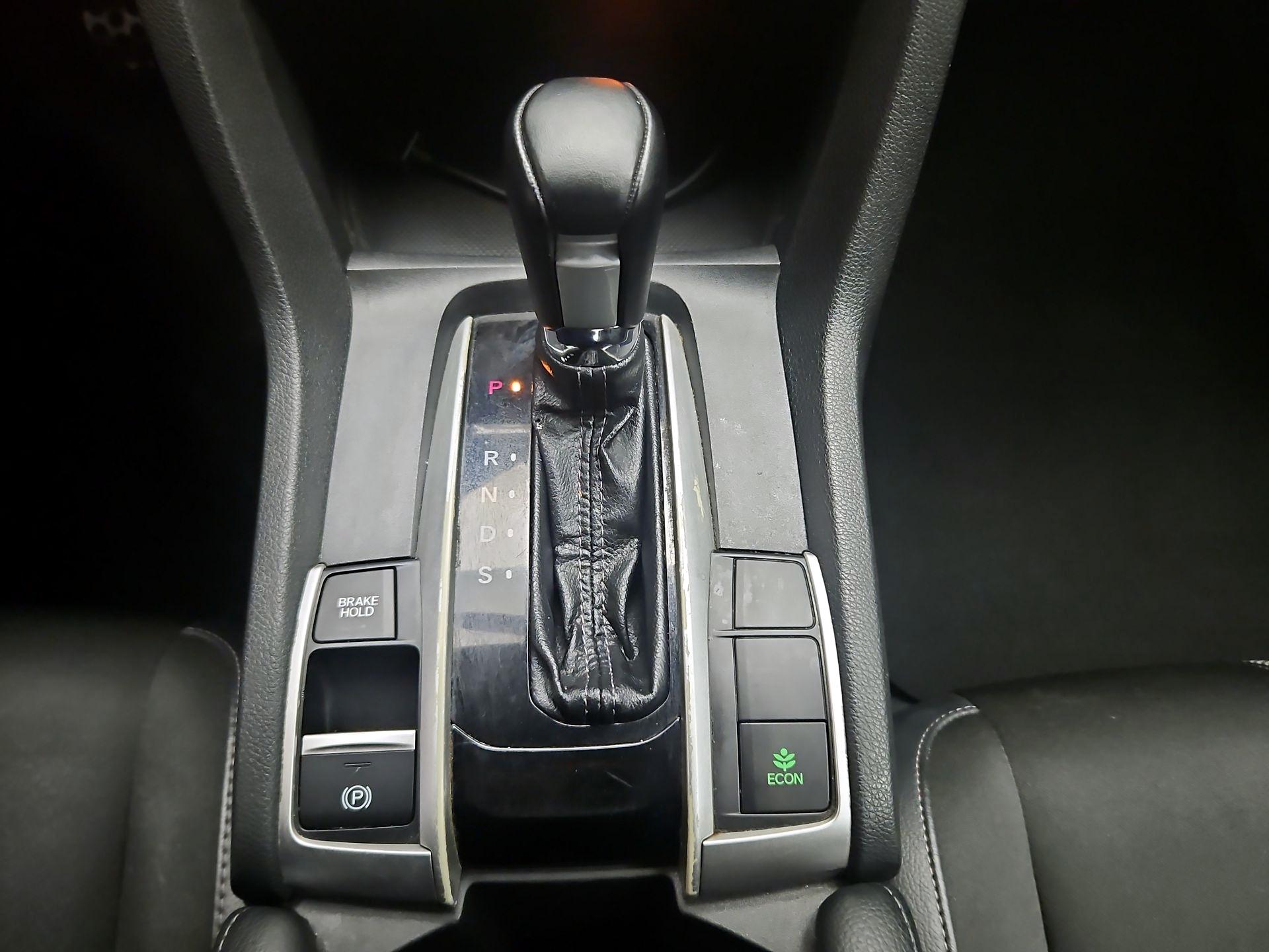 Thumbnail: 2019 Honda Civic - 17
