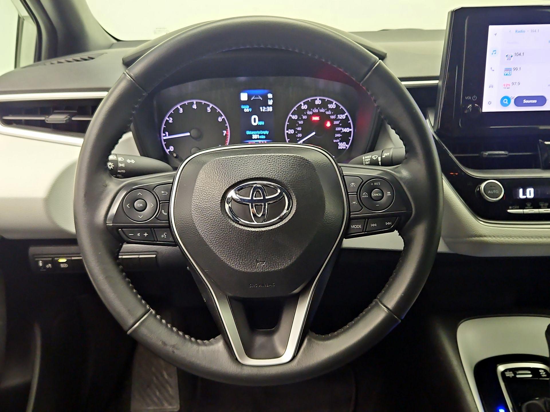 Thumbnail: 2025 Toyota Corolla - 10