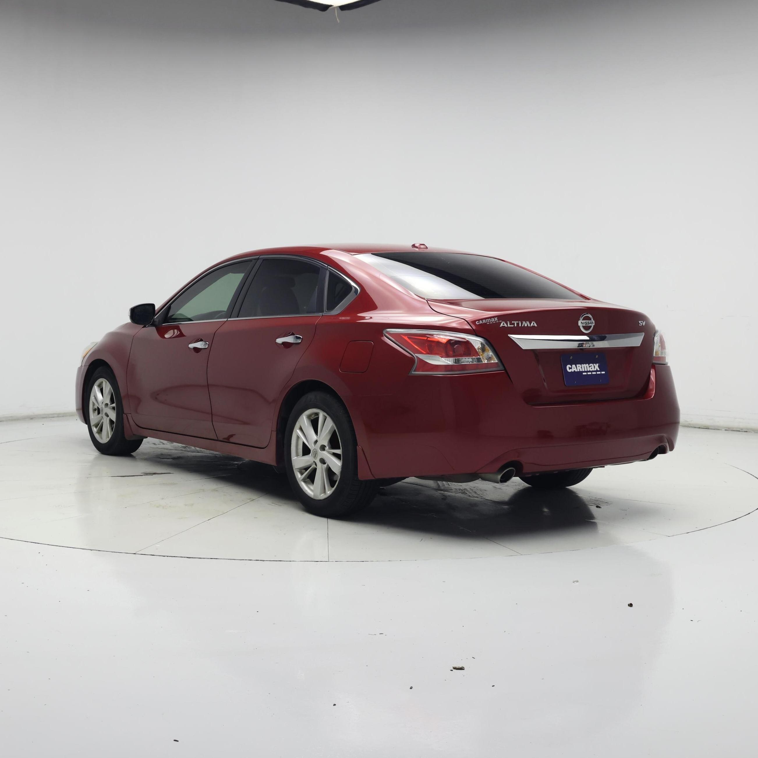 Thumbnail: 2015 Nissan Altima - 2