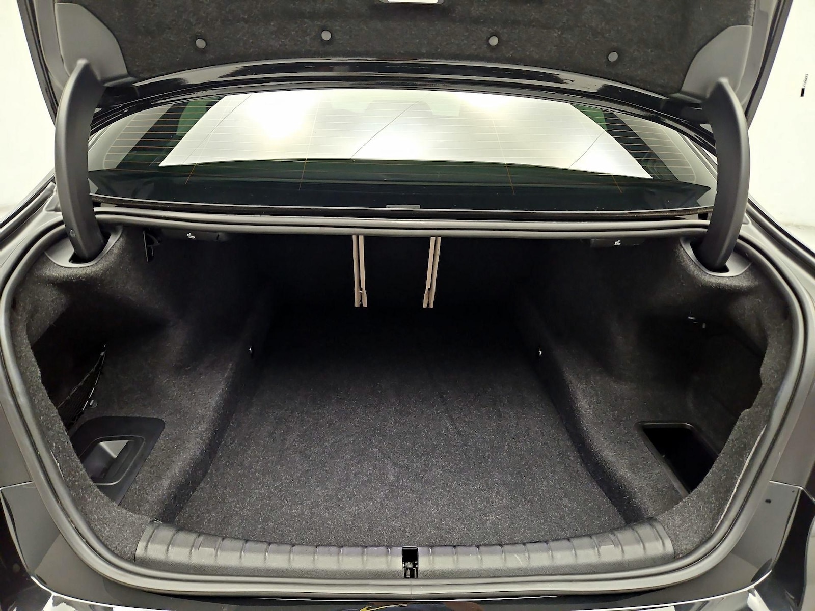 2023 BMW 5 Series 530i - Photo 23