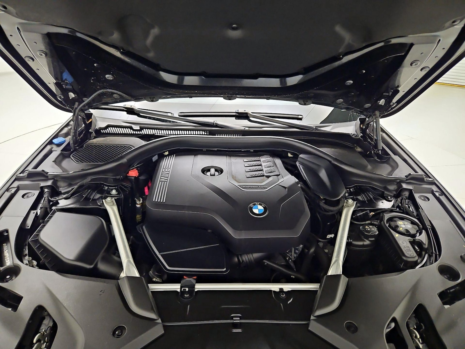 2023 BMW 5 Series 530i - Photo 24