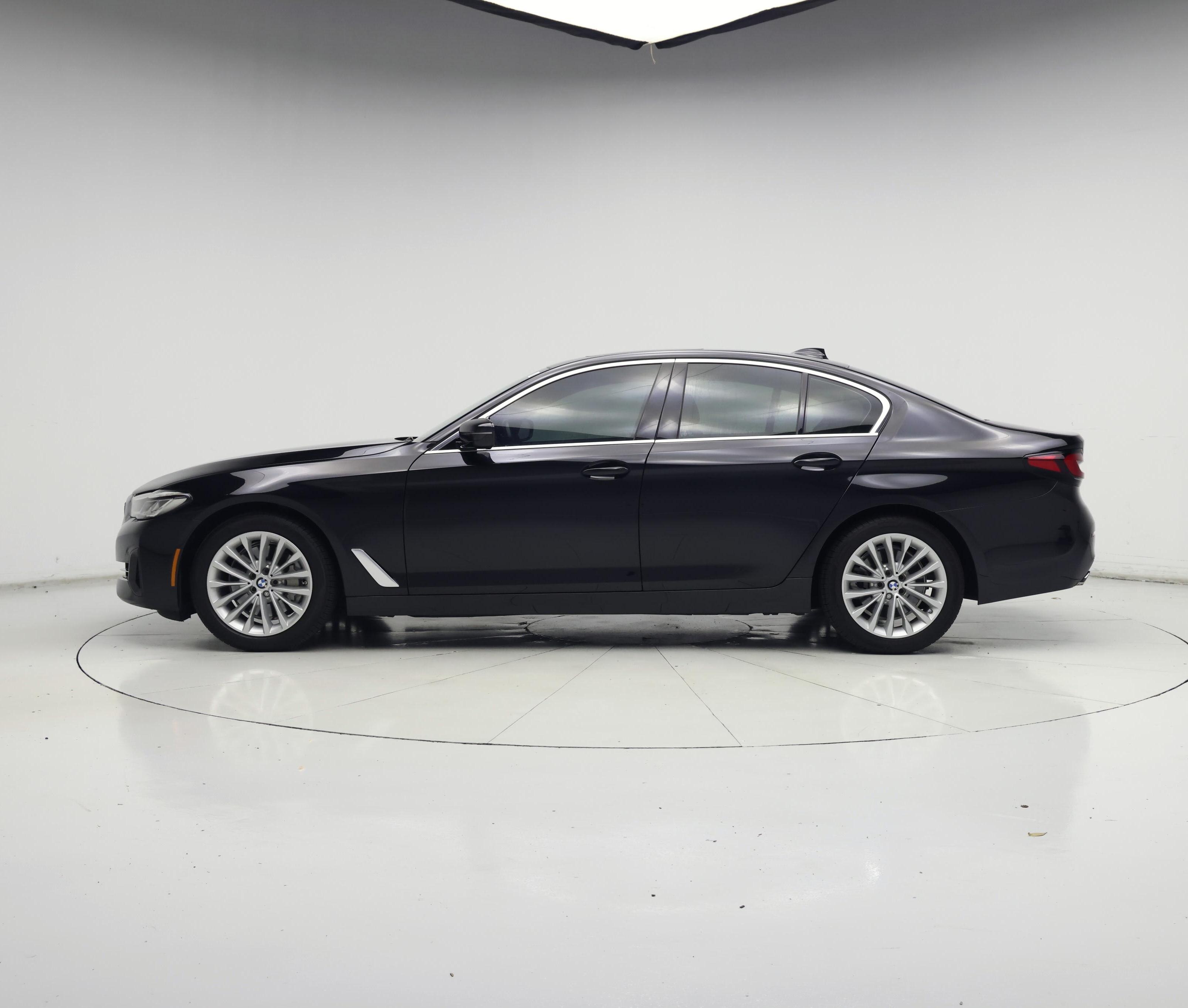 Thumbnail: 2023 BMW 5 Series - 3