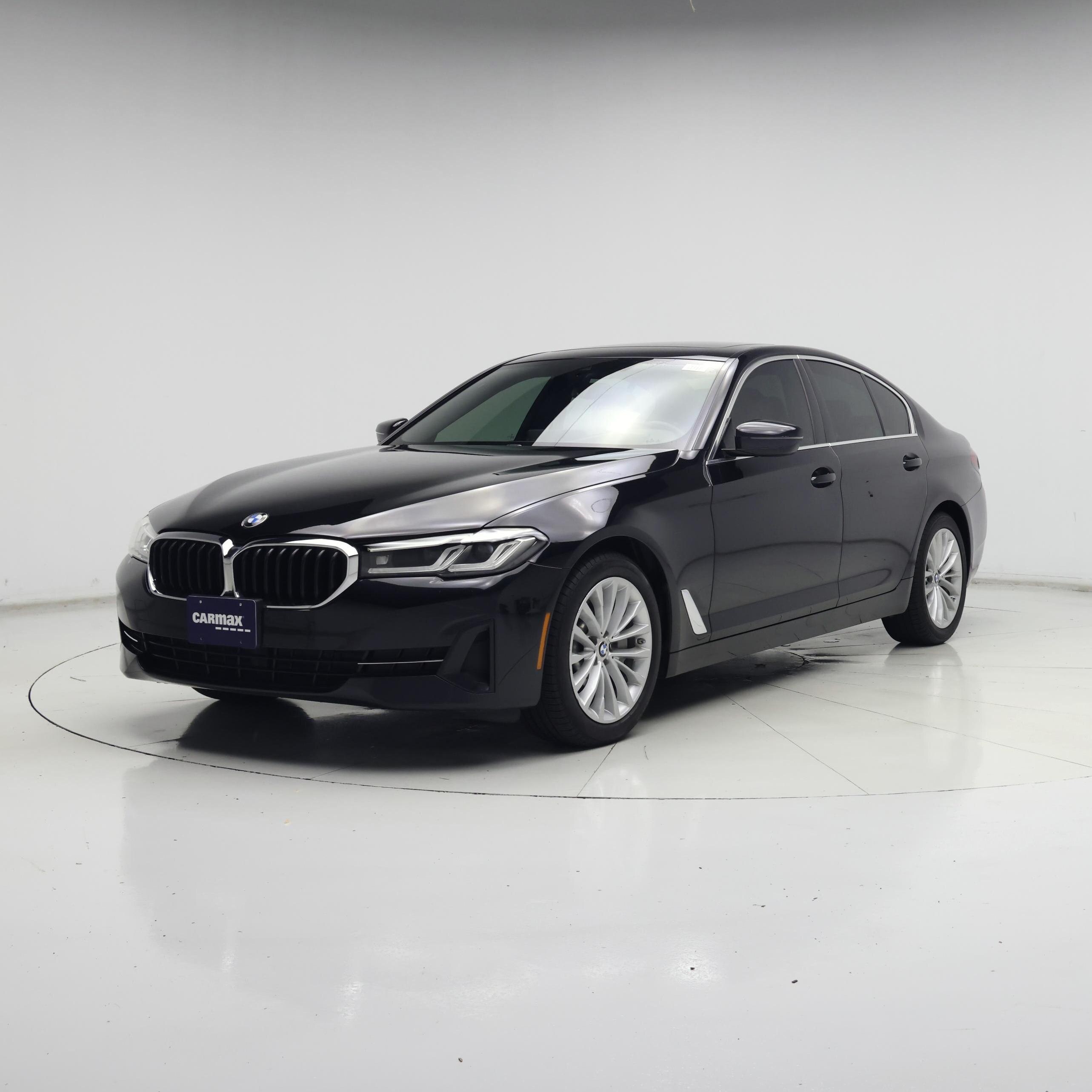 Thumbnail: 2023 BMW 5 Series - 4
