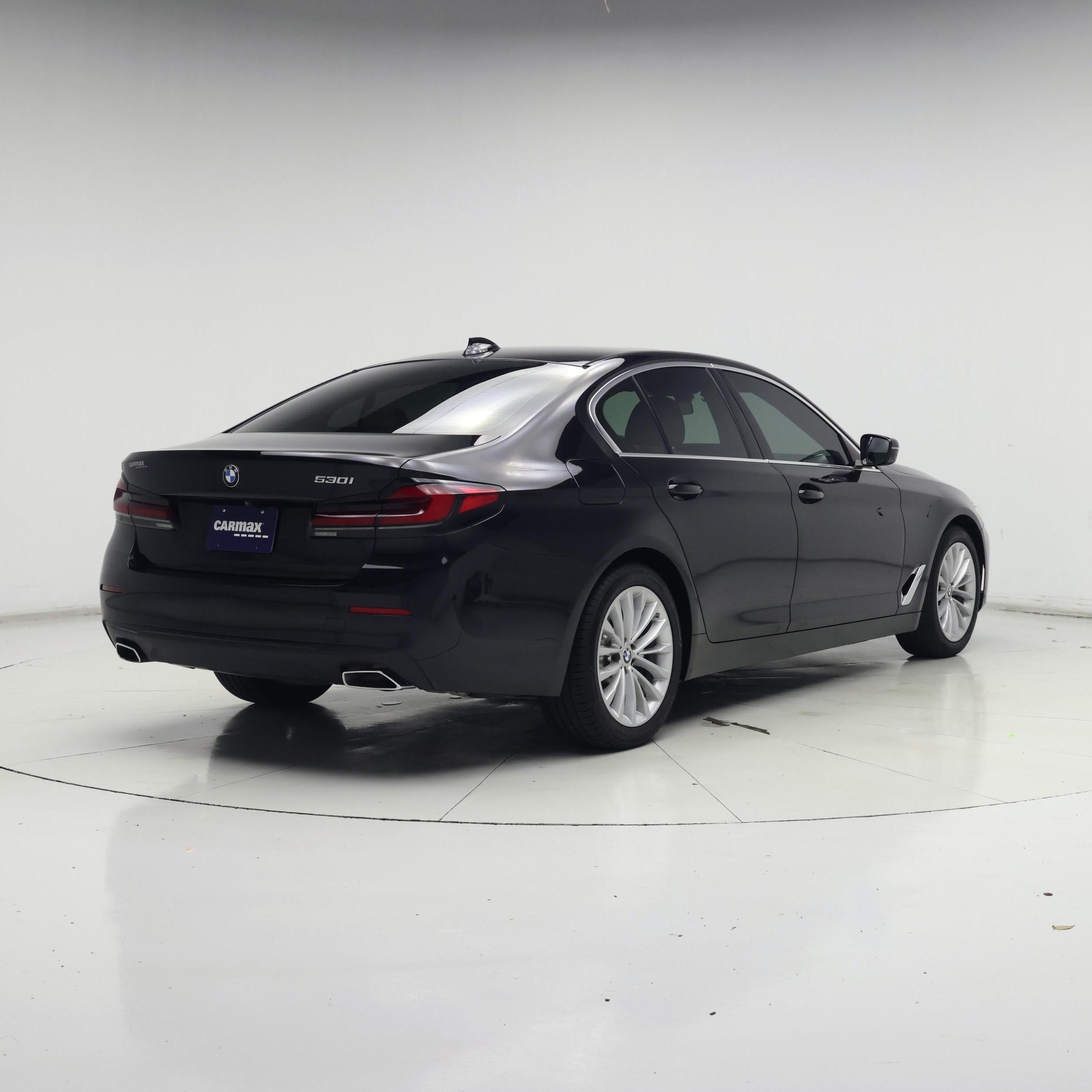 Thumbnail: 2023 BMW 5 Series - 8