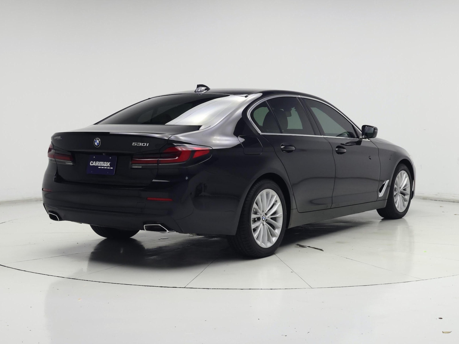 2023 BMW 5 Series 530i - Photo 9