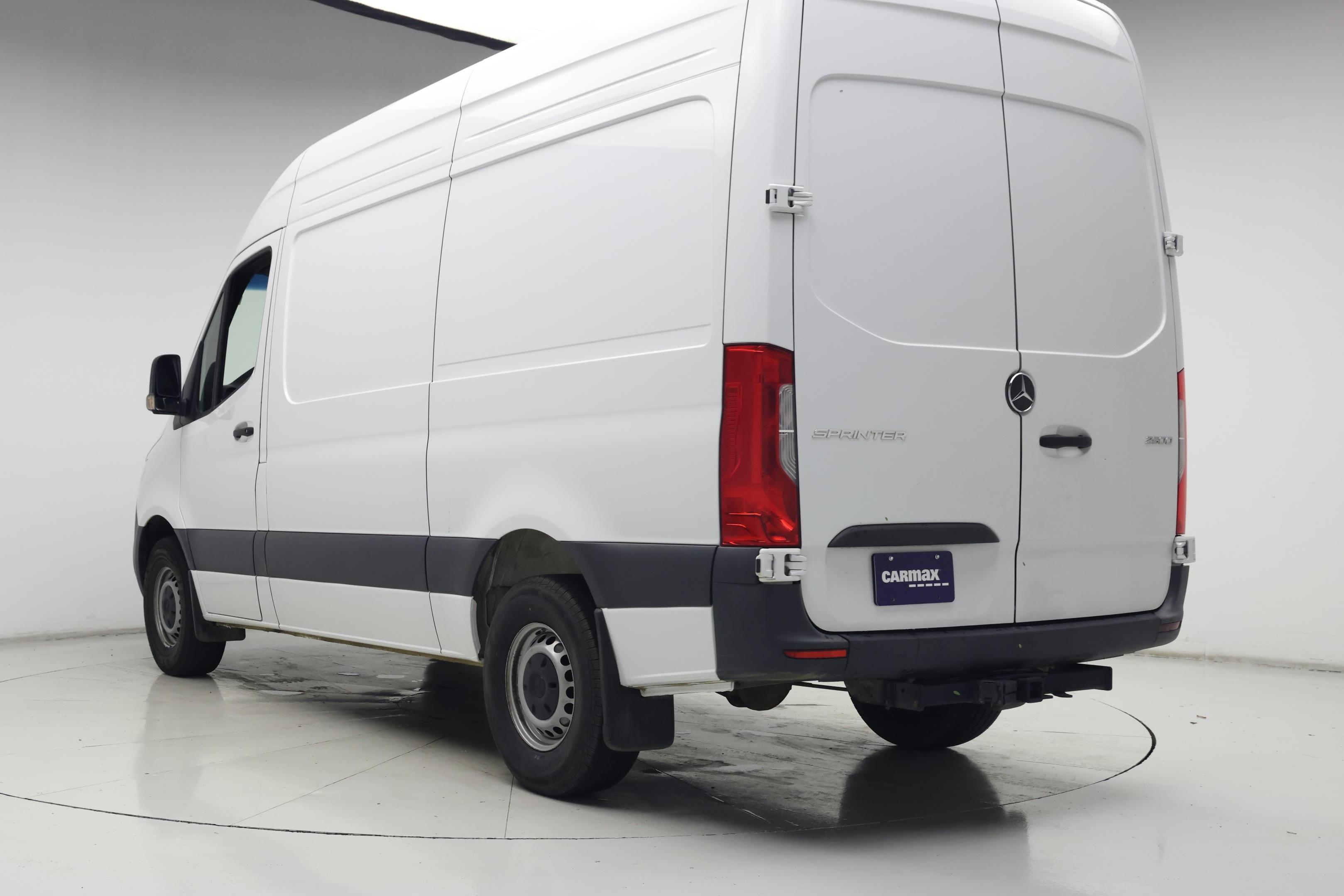 Thumbnail: 2024 Mercedes-Benz Sprinter - 2