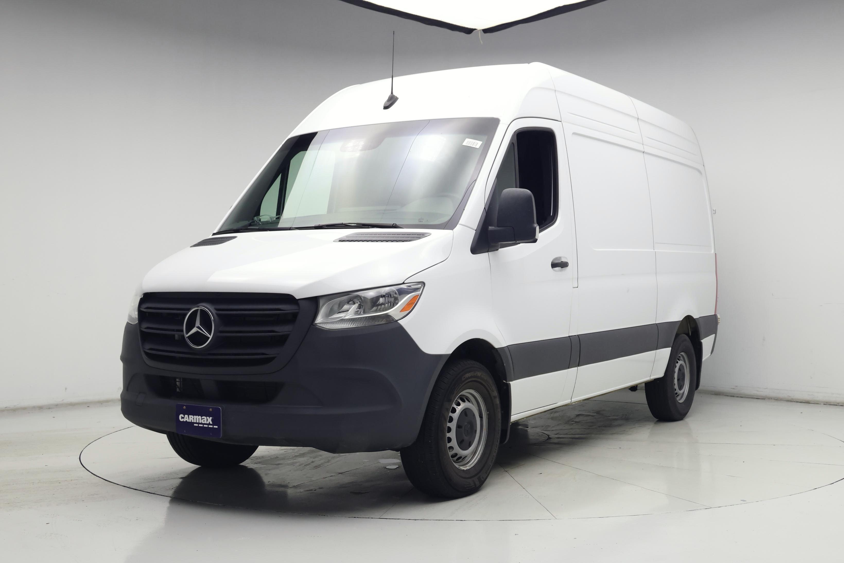 Thumbnail: 2024 Mercedes-Benz Sprinter - 4