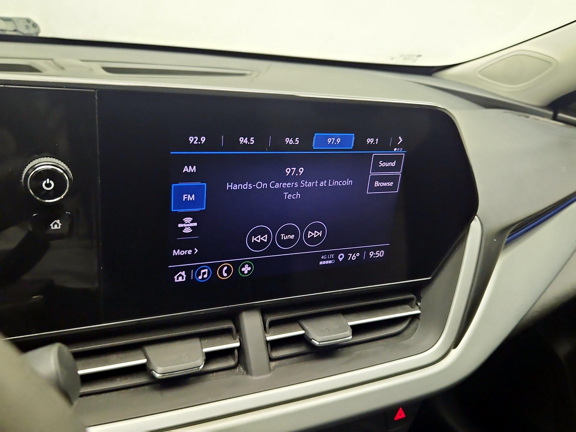 Thumbnail: 2025 Chevrolet Trax - 15