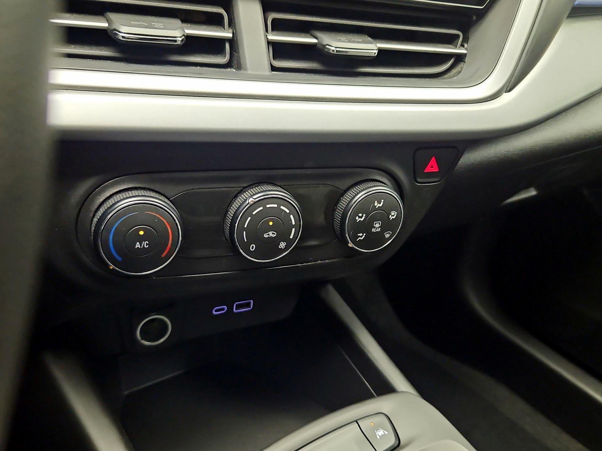 Thumbnail: 2025 Chevrolet Trax - 16