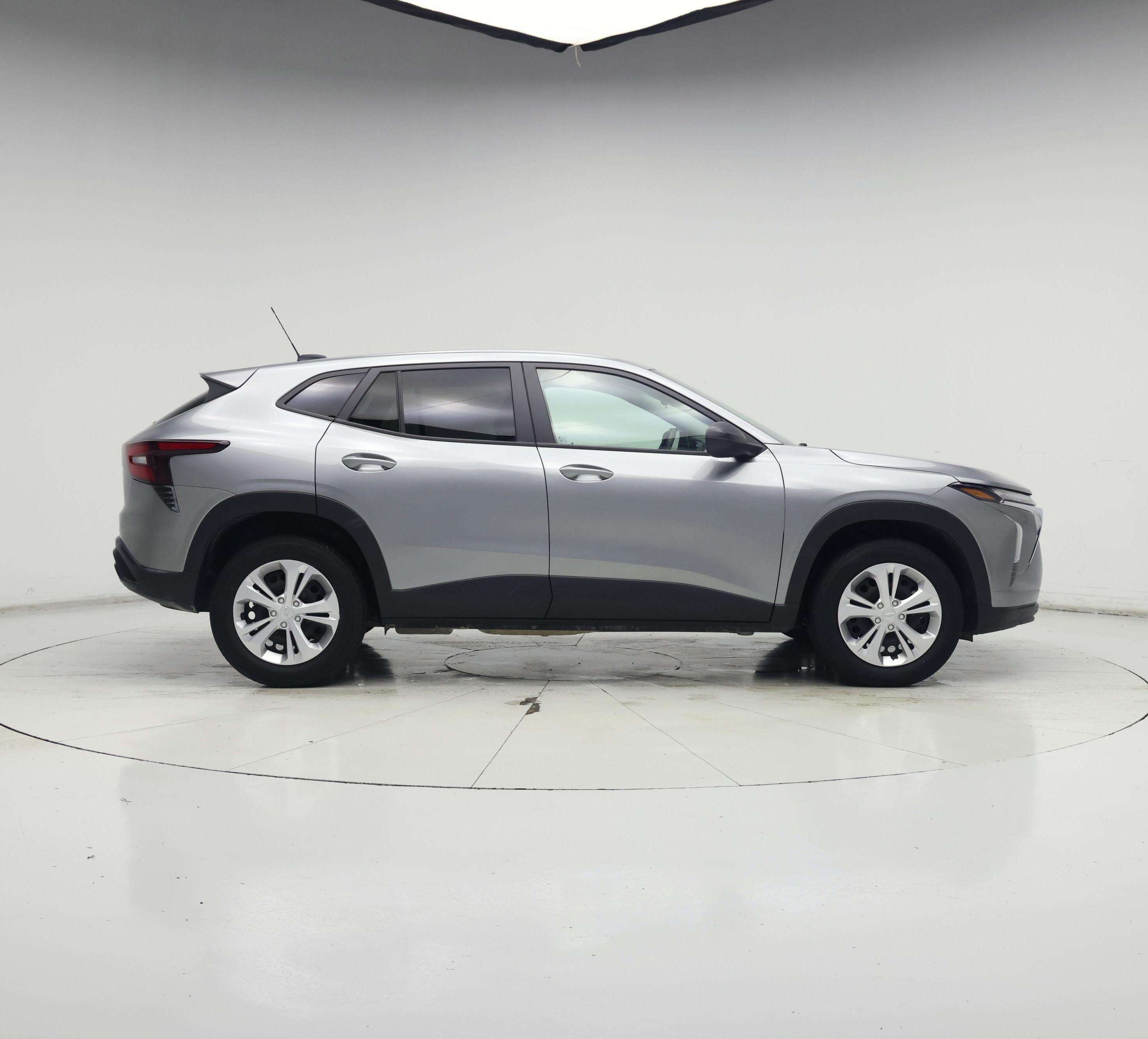 Thumbnail: 2025 Chevrolet Trax - 7
