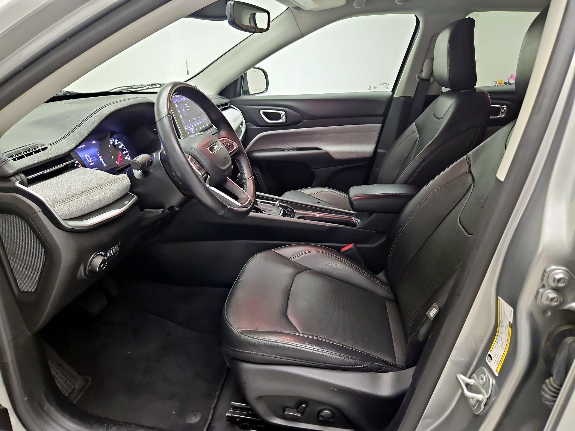 Thumbnail: 2022 Jeep Compass - 11