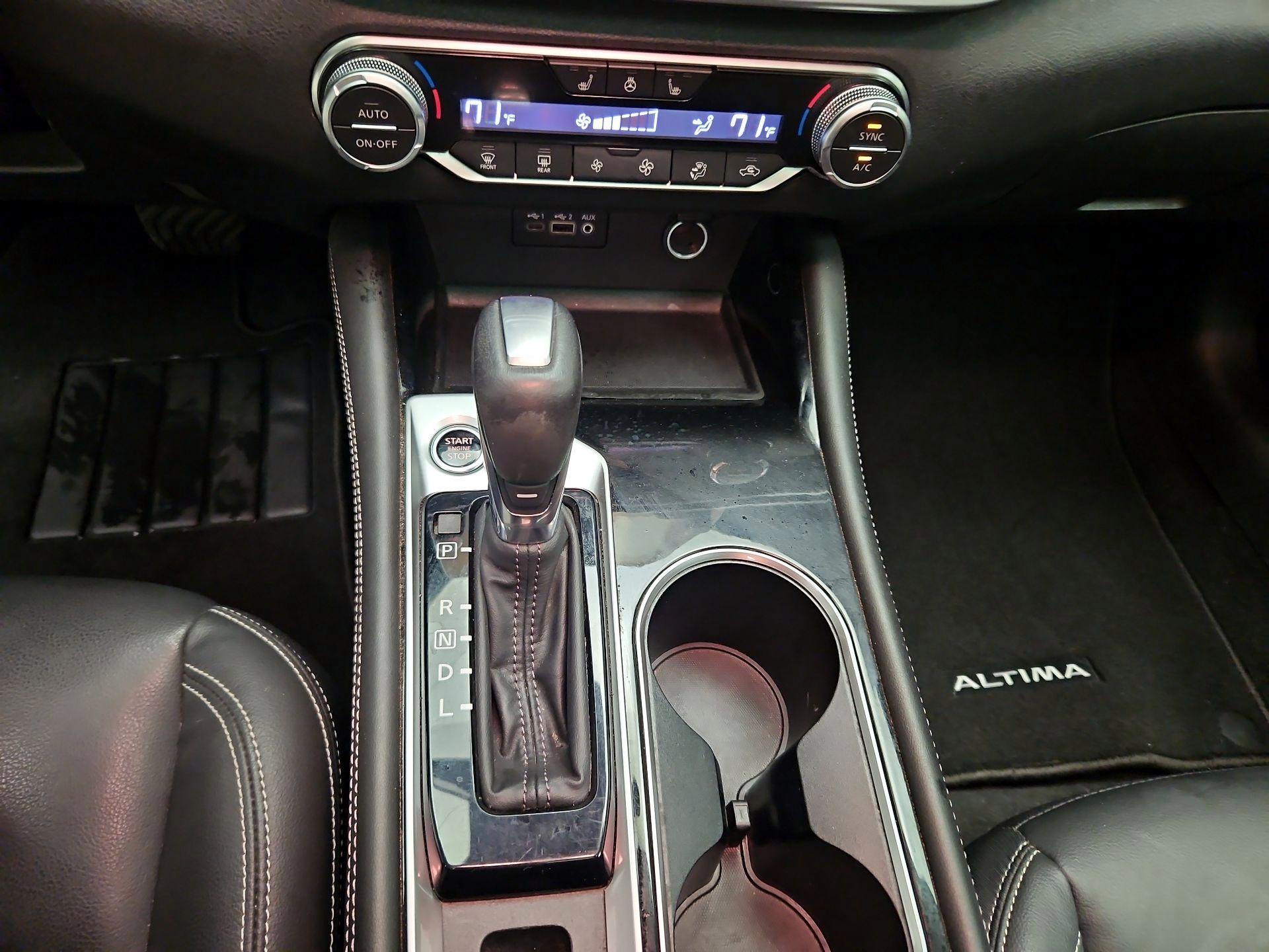 Thumbnail: 2022 Nissan Altima - 18