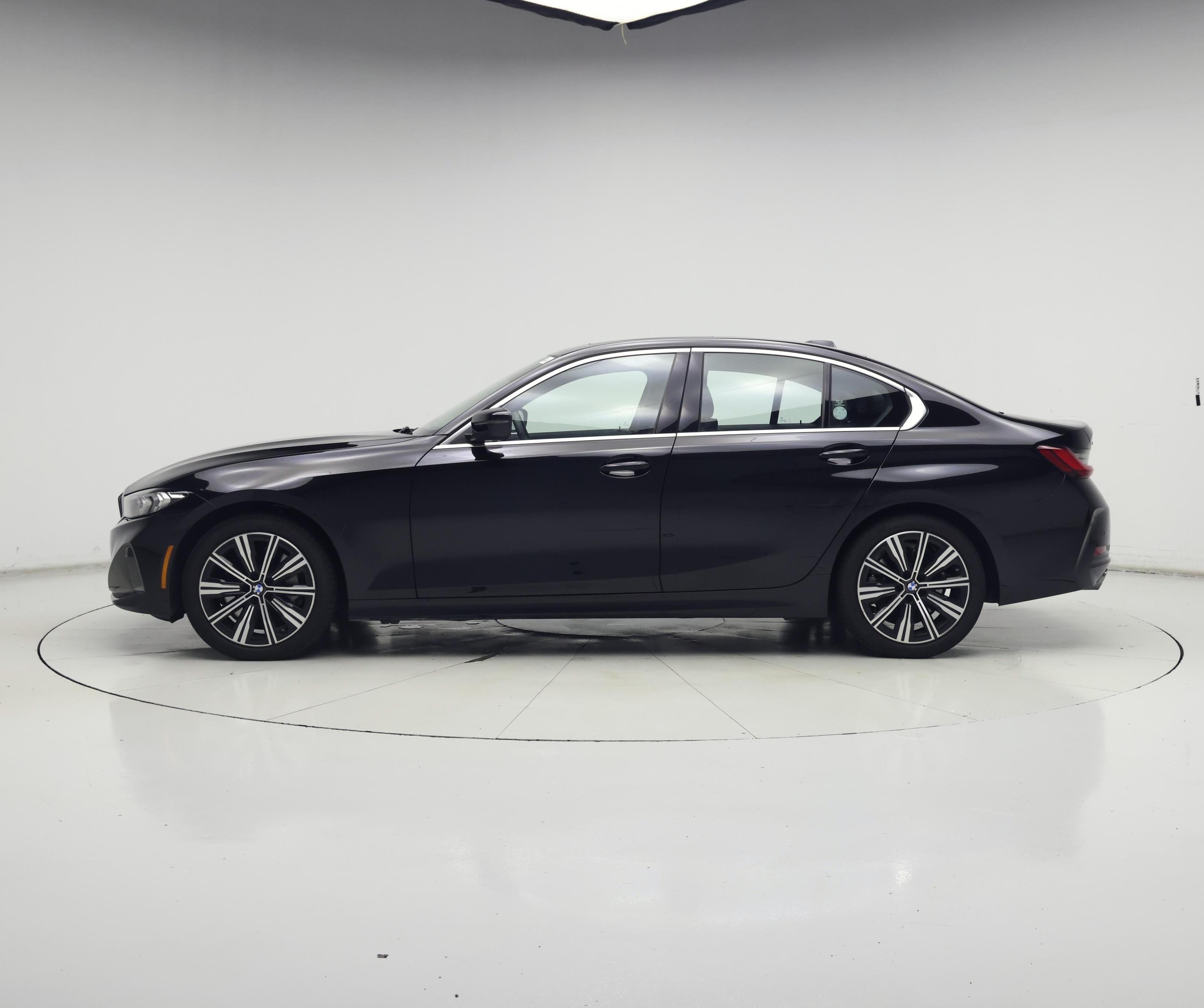 Thumbnail: 2025 BMW 3 Series - 3