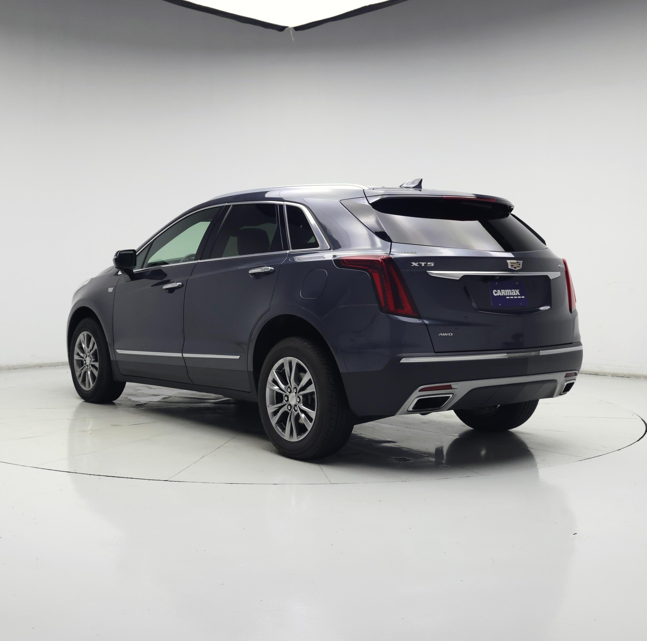 Thumbnail: 2021 Cadillac XT5 - 2