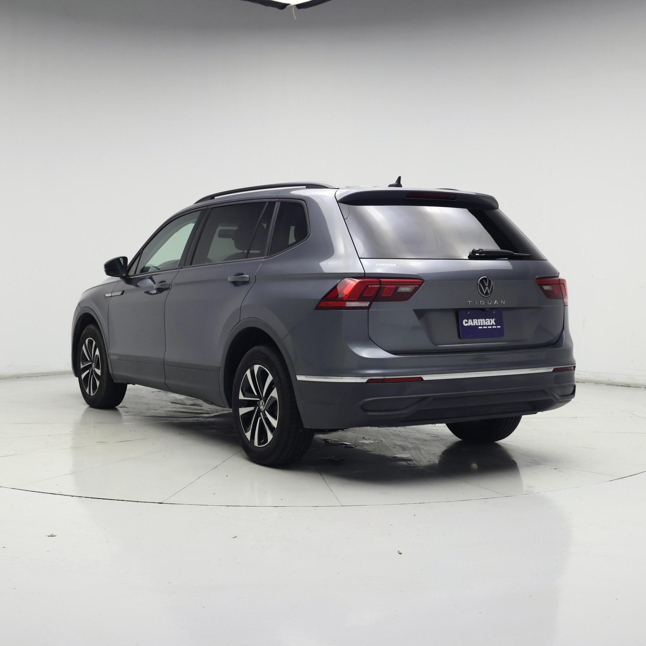 Thumbnail: 2022 Volkswagen Tiguan - 2