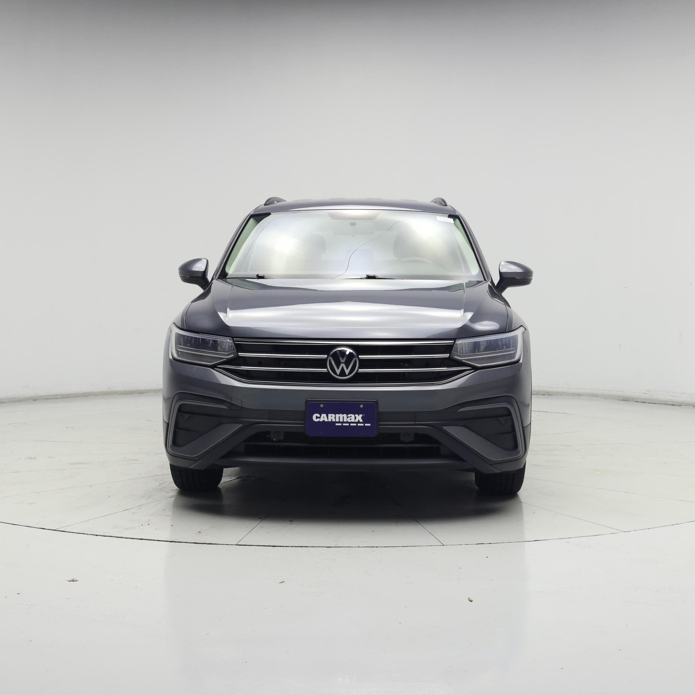 Thumbnail: 2022 Volkswagen Tiguan - 5